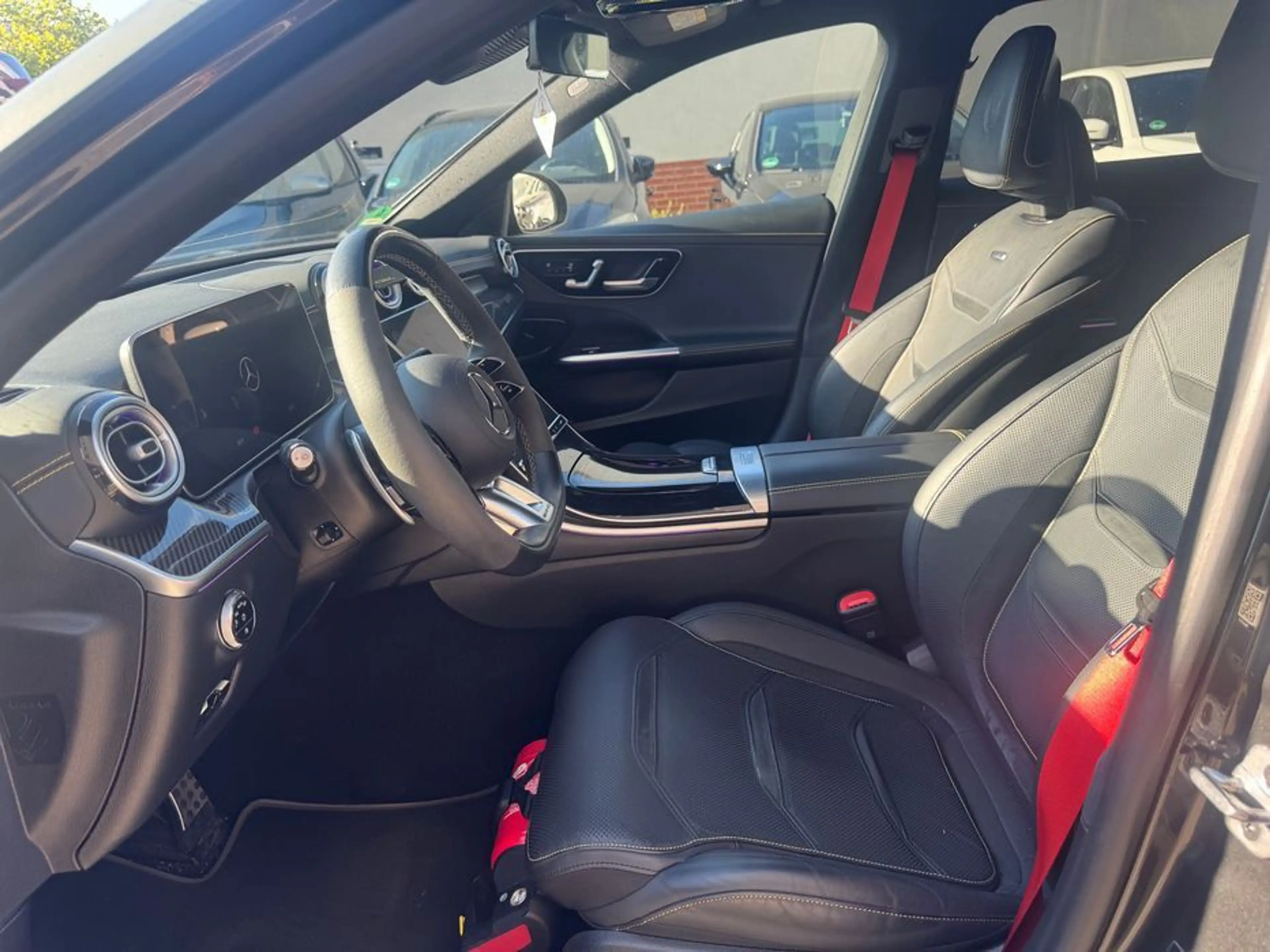 Mercedes-Benz C 43 AMG Limousine 4Matic Sitzlüftung 360° — photo 9