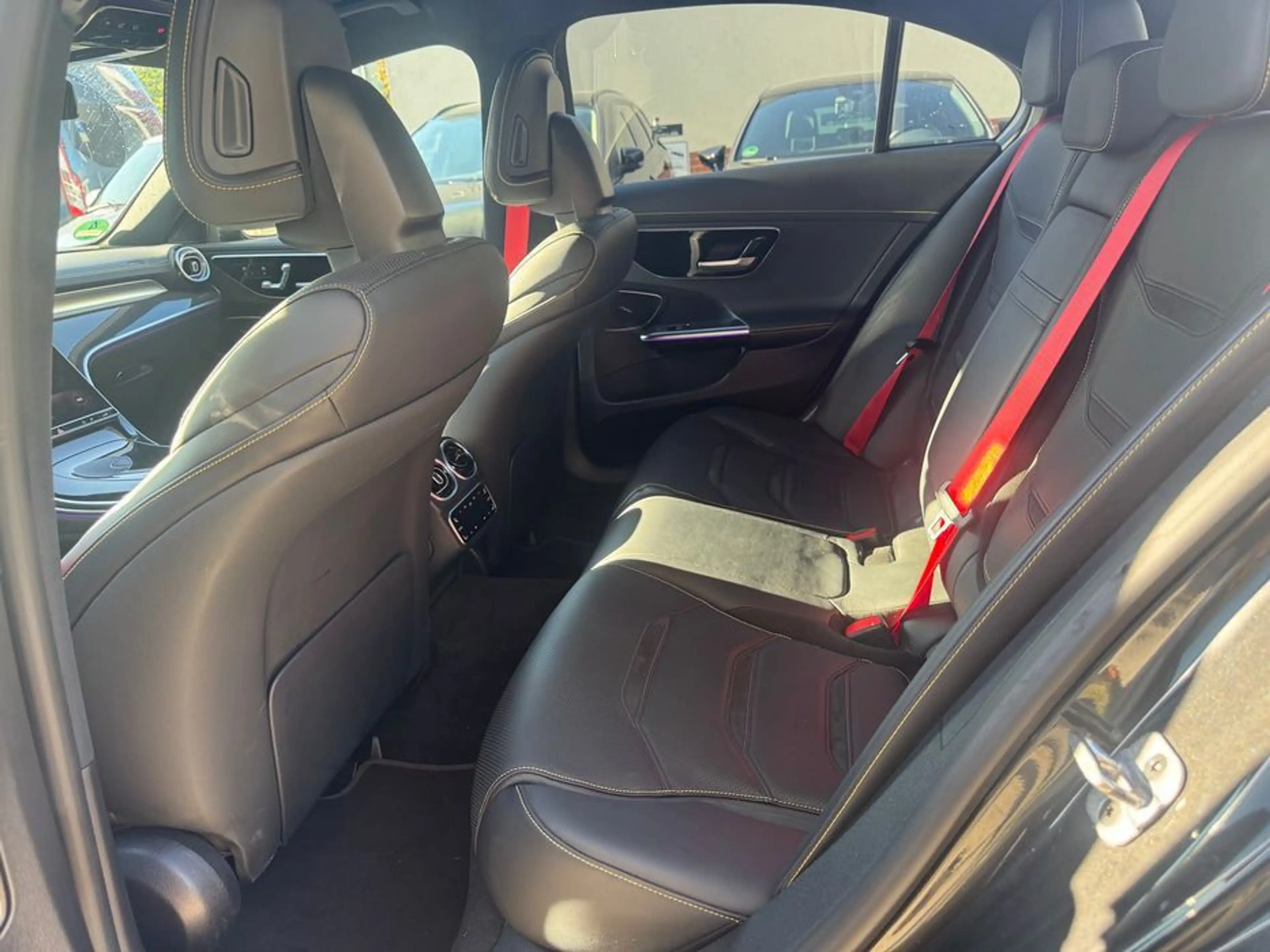 Mercedes-Benz C 43 AMG Limousine 4Matic Sitzlüftung 360° — photo 13