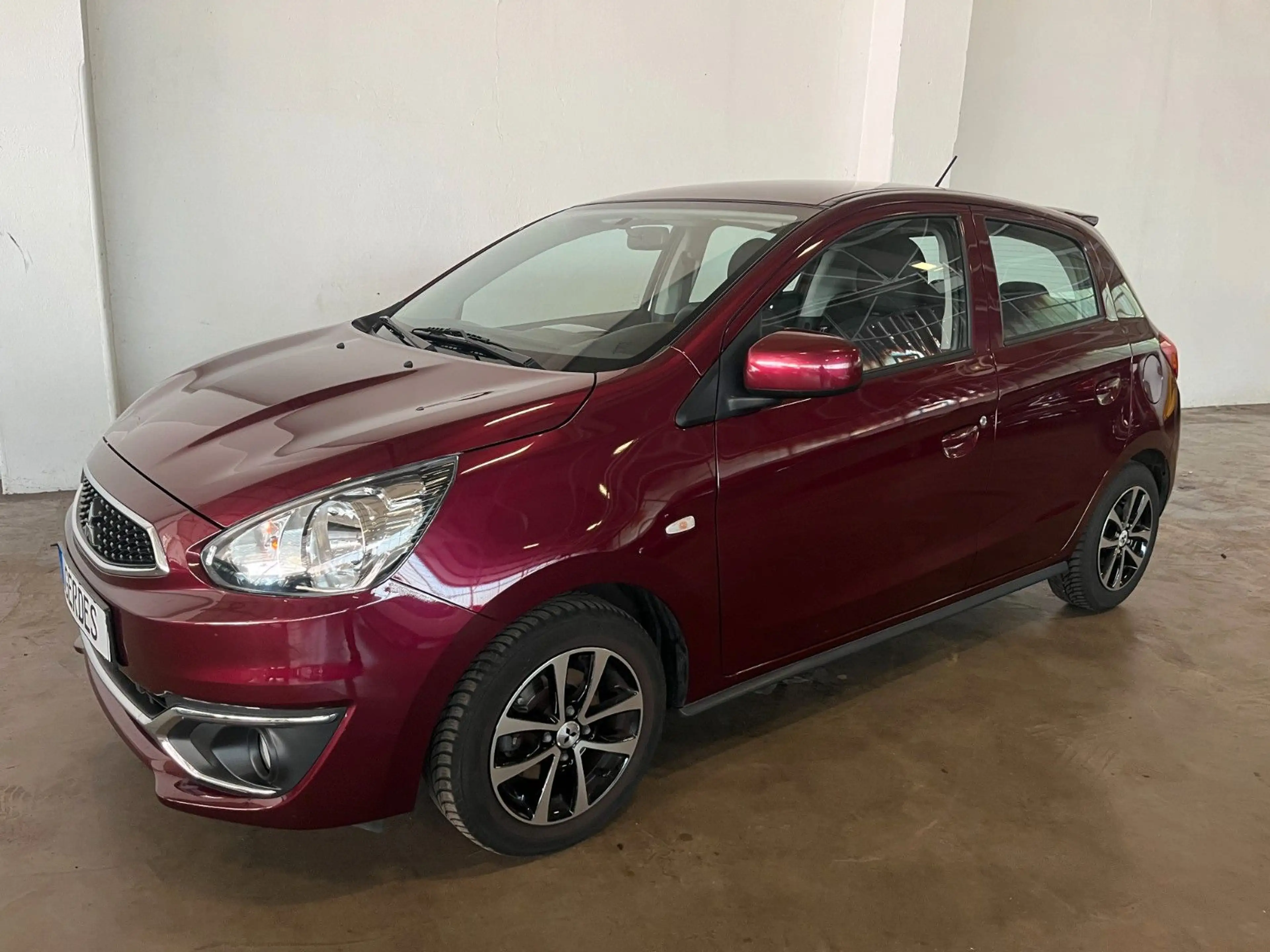 Mitsubishi Space Star Edition — photo 2