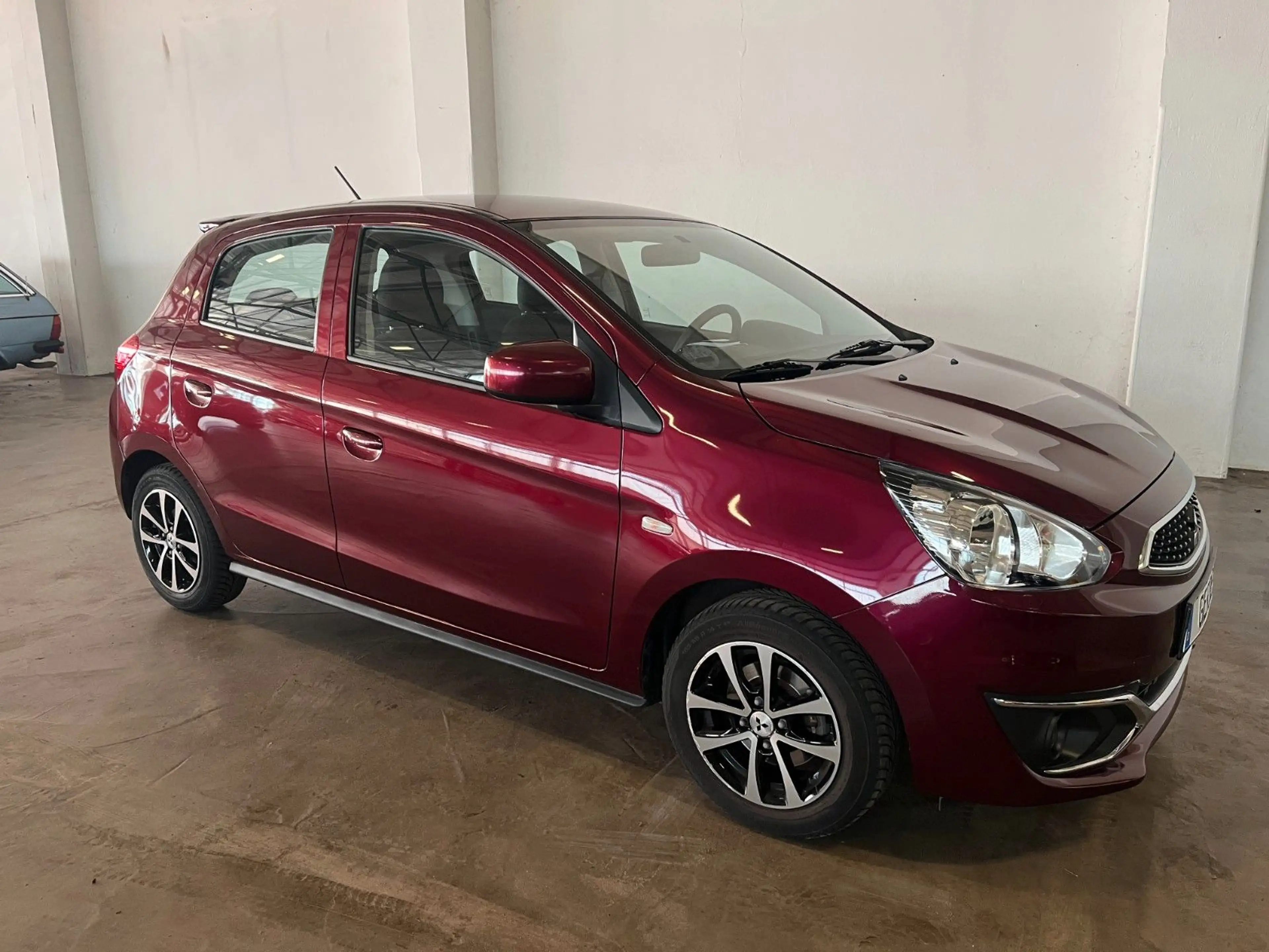 Mitsubishi Space Star Edition — photo 8