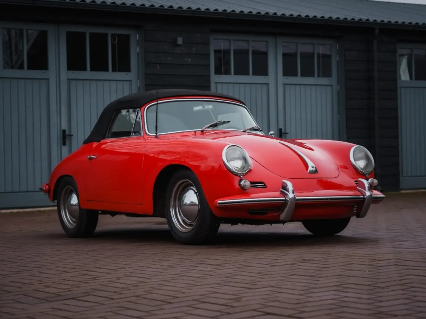 Porsche 356 C Cabrio Rood - 2