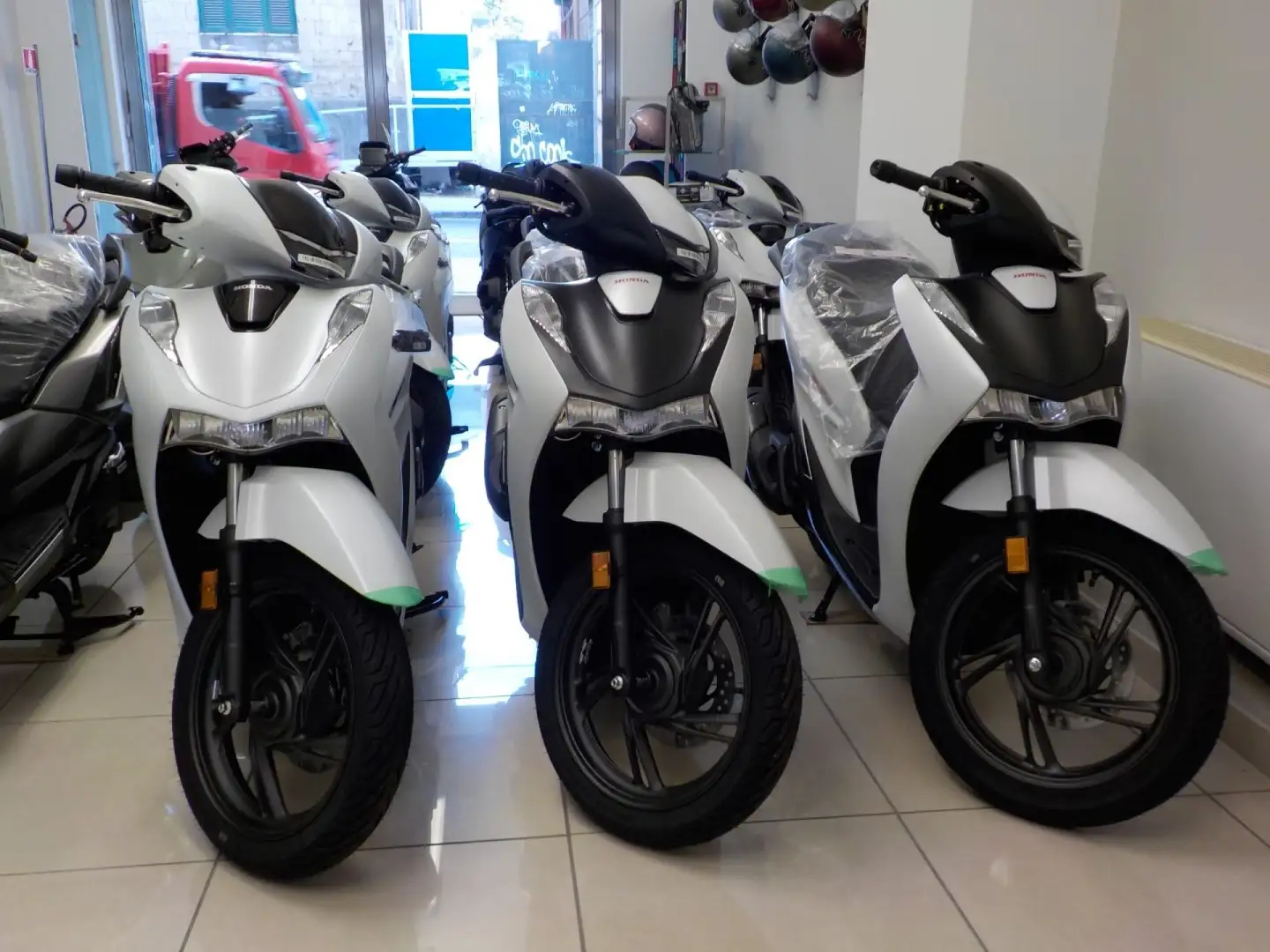 Honda SH 150 ABS - Promo RCA €635+TASSO 0 - 1