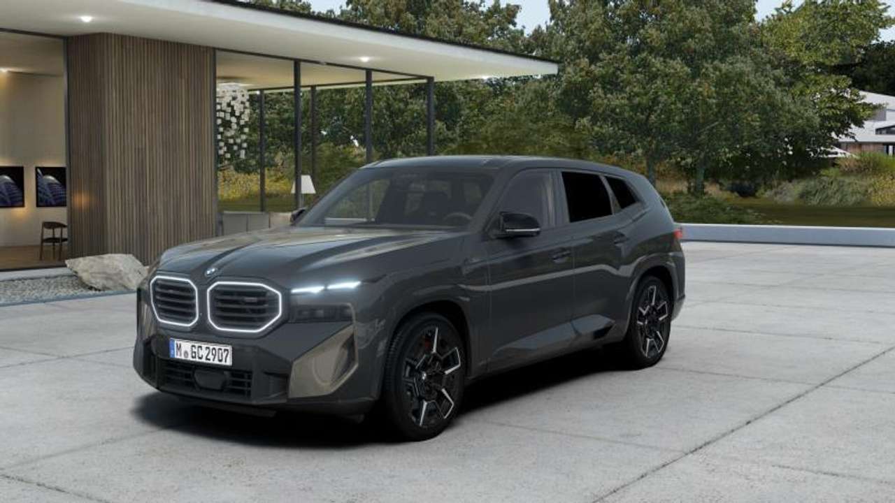 BMW XM 50e auto