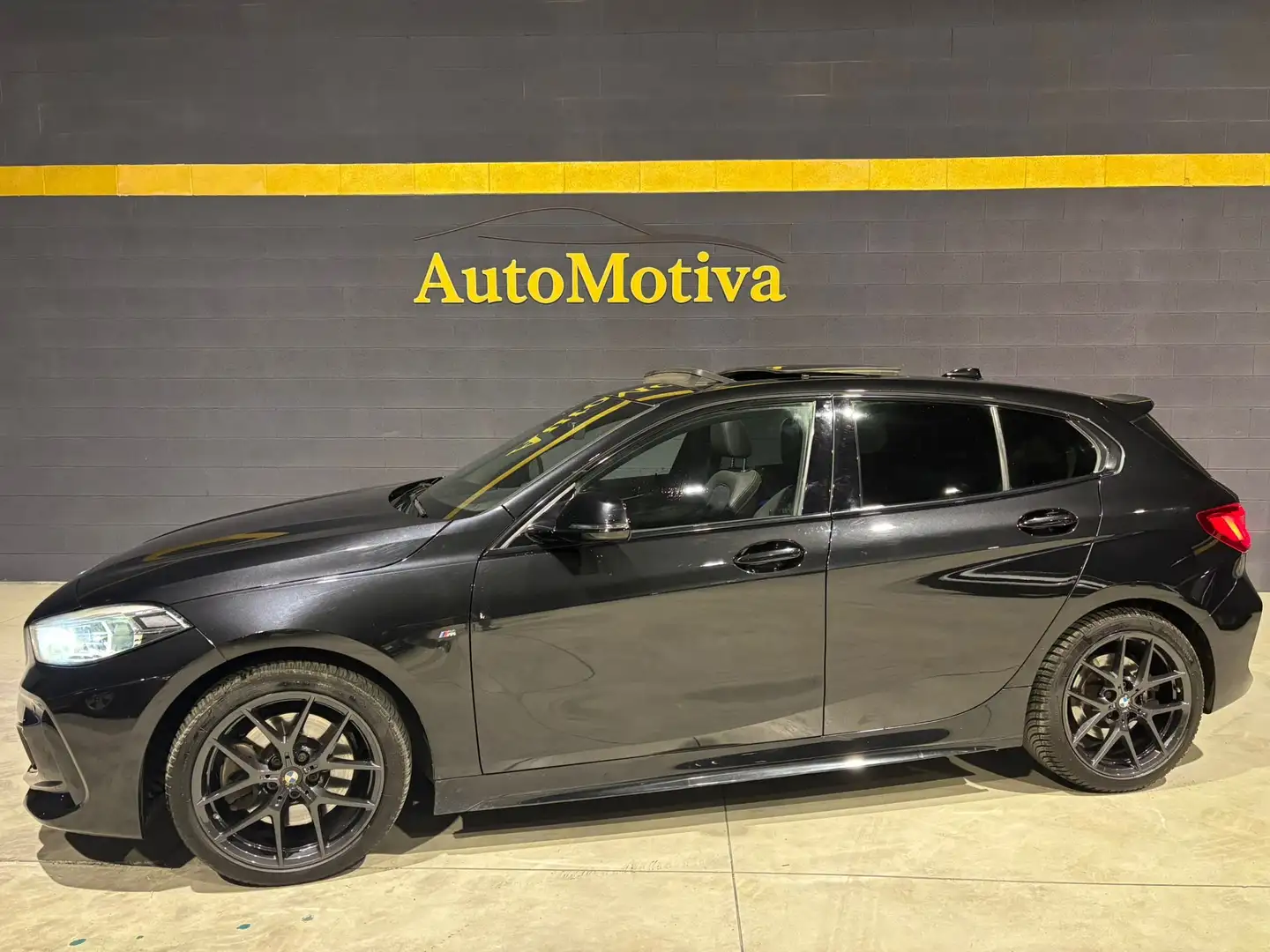 BMW 118 118d Msport auto Negro - 1