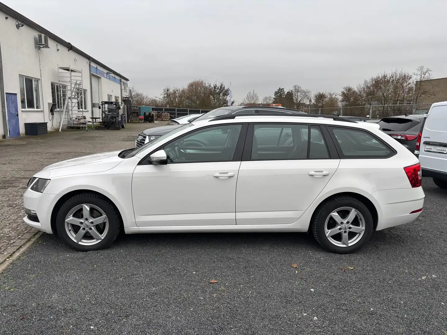 Skoda Octavia 1.5 TSI Ambition DSG Navi SmartLink Weiß - 2