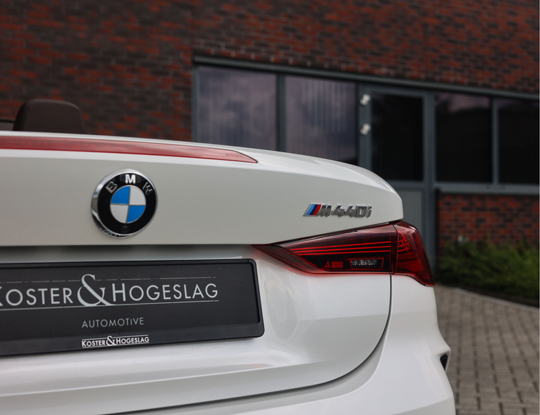 BMW 440 4-serie Cabrio M440i xDrive | Airscarf - Harman Ka — photo 11