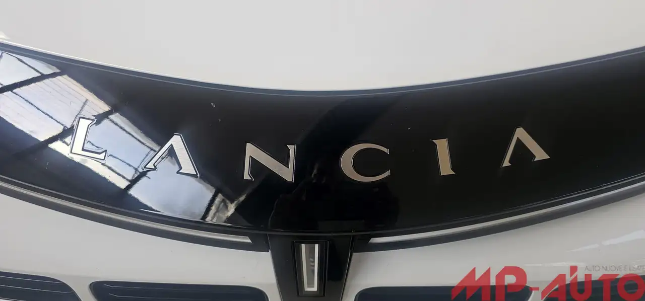 Lancia Ypsilon 2025 — фото 7