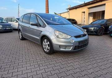 2.0 TDCi 140 monospace, gris, 7 cv, 5 portes, première mise en circulation le 05-11-2008