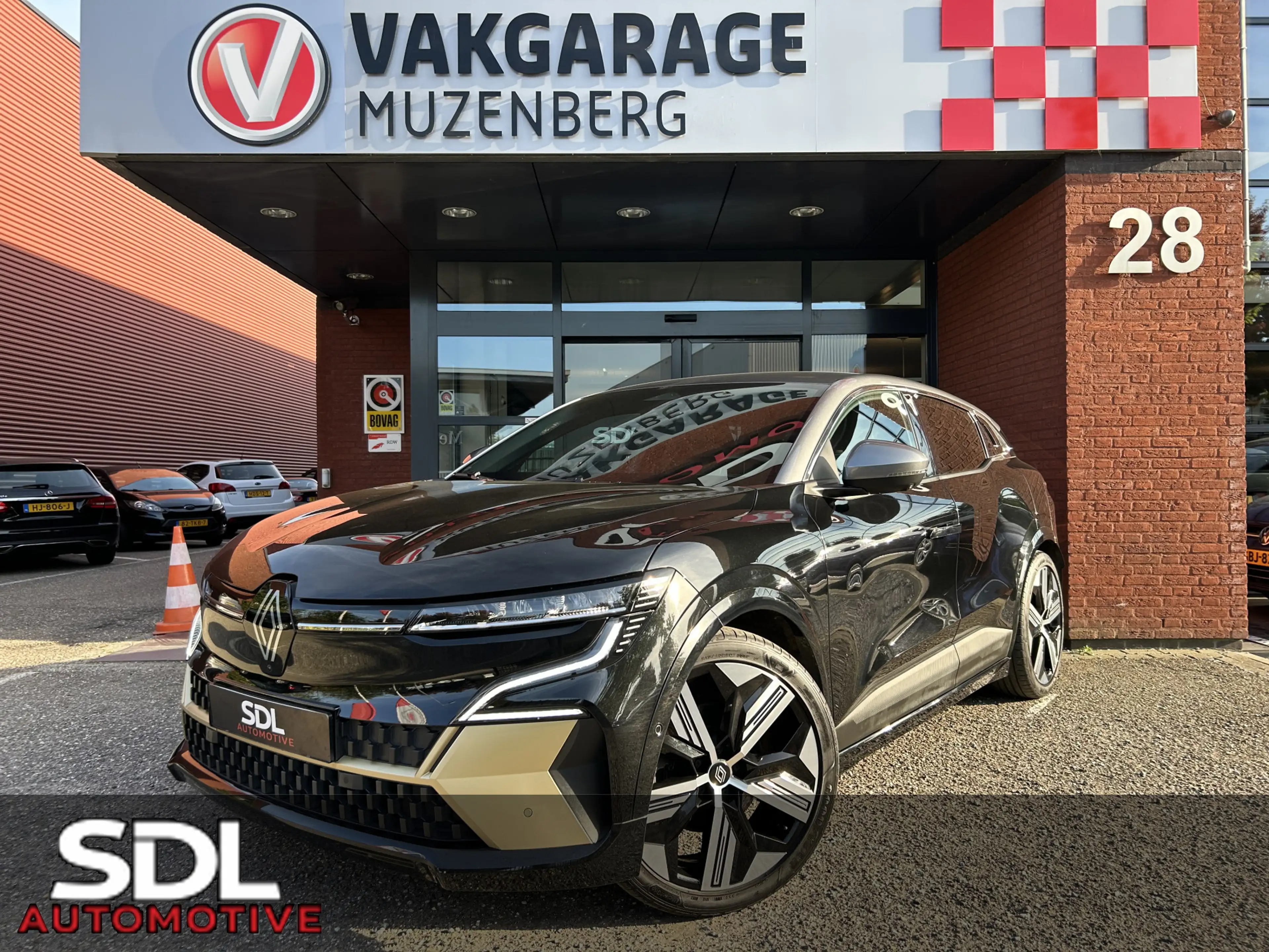 Renault Megane E-Tech EV60 Optimum Charge Iconic // SNEL LADEN // FULL L