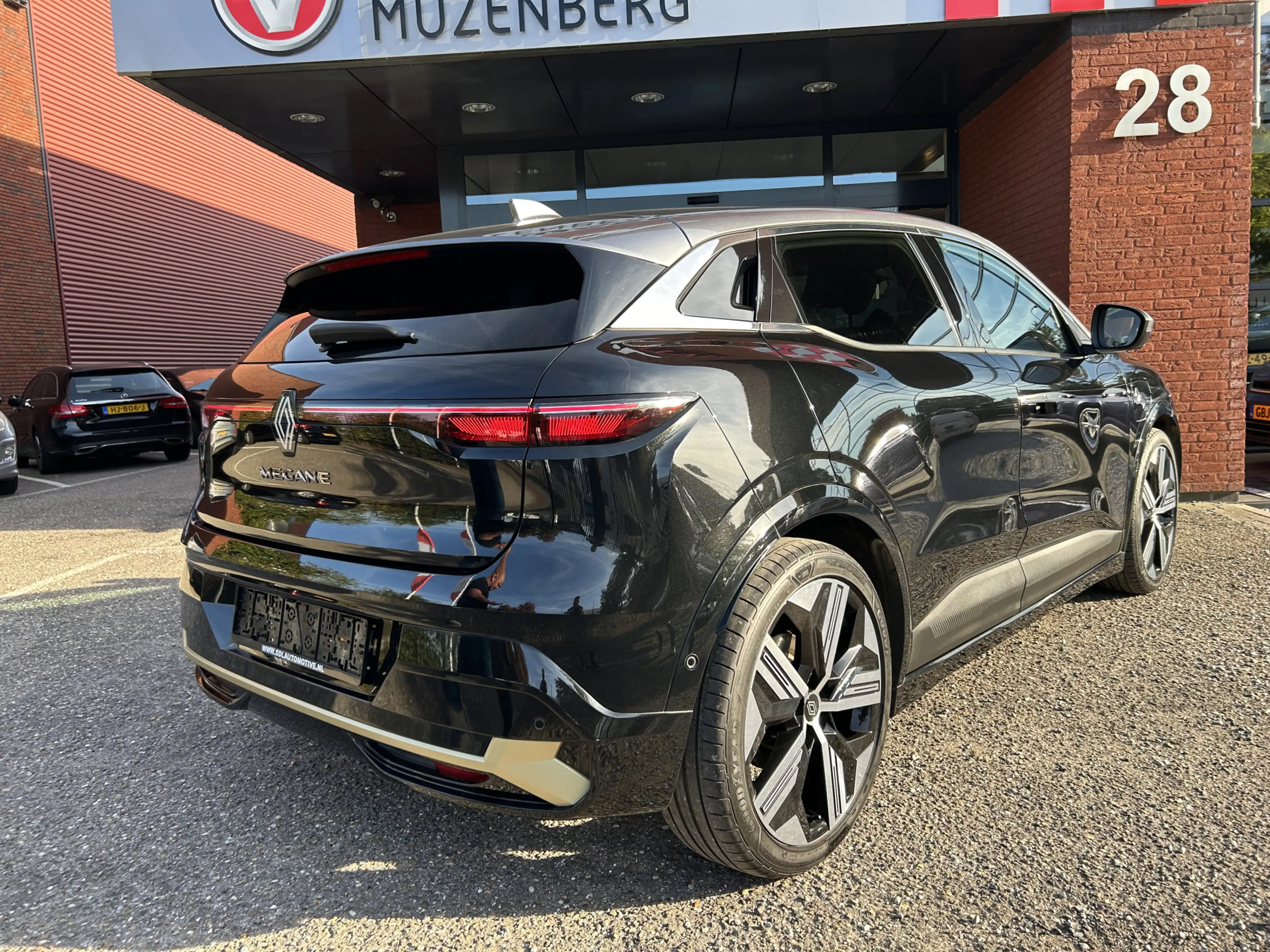 Renault Megane E-Tech EV60 Optimum Charge Iconic // SNEL LADEN // FULL L — photo 3