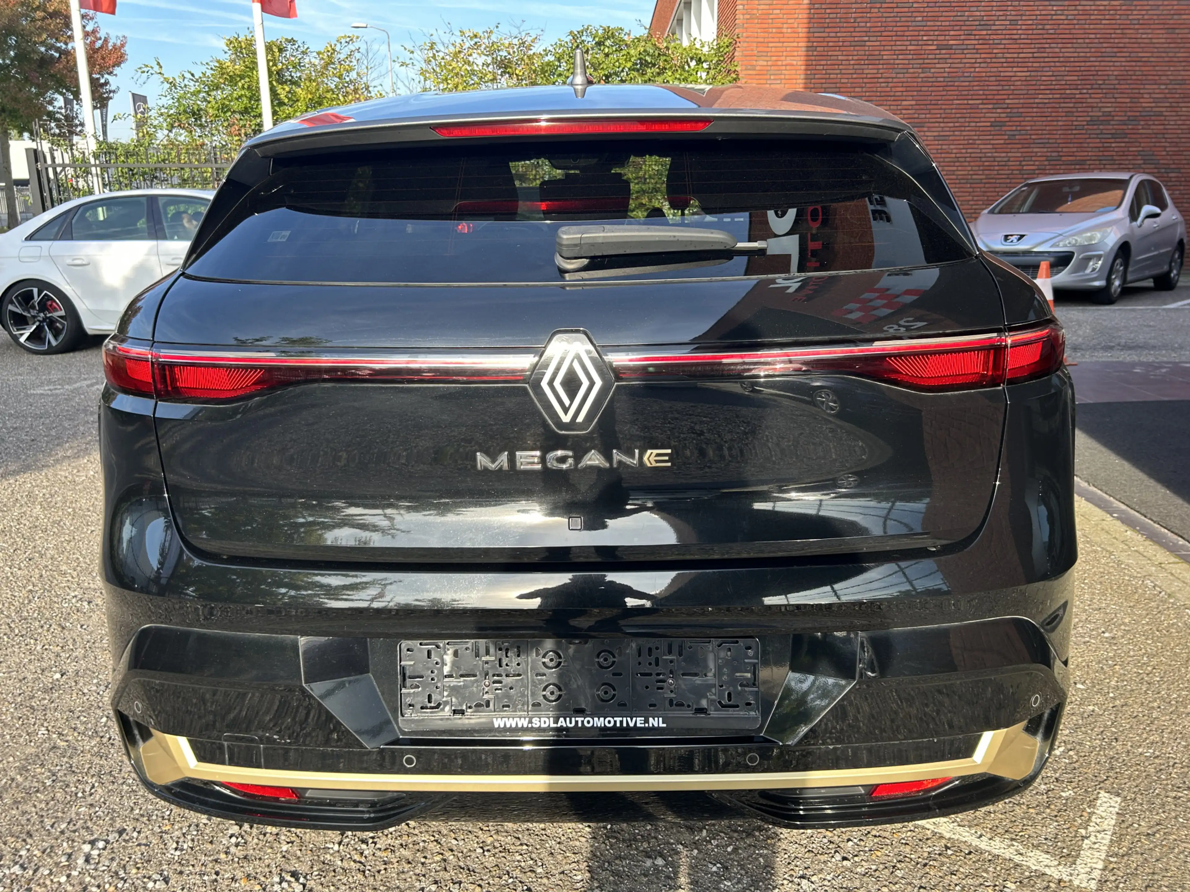 Renault Megane E-Tech EV60 Optimum Charge Iconic // SNEL LADEN // FULL L — photo 6