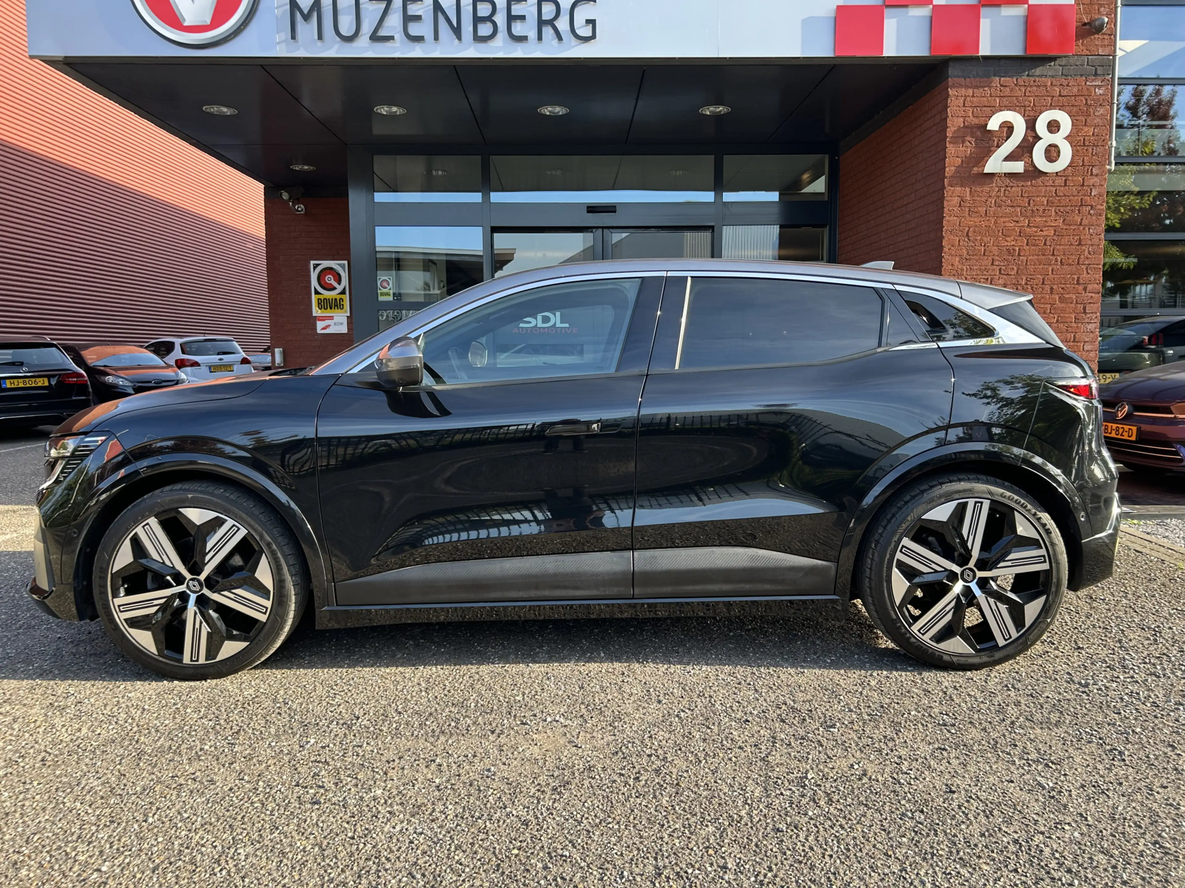 Renault Megane E-Tech EV60 Optimum Charge Iconic // SNEL LADEN // FULL L — photo 4