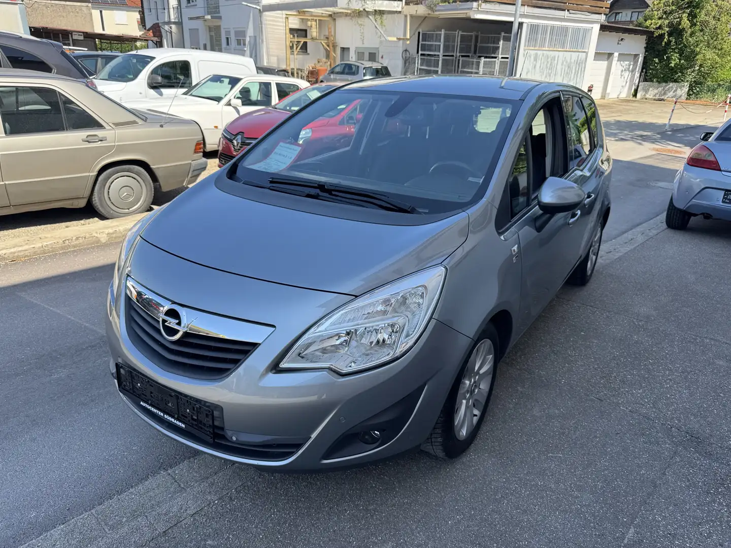 Opel Meriva 1.4 Edition  Fahrradträger integriert Grau - 1