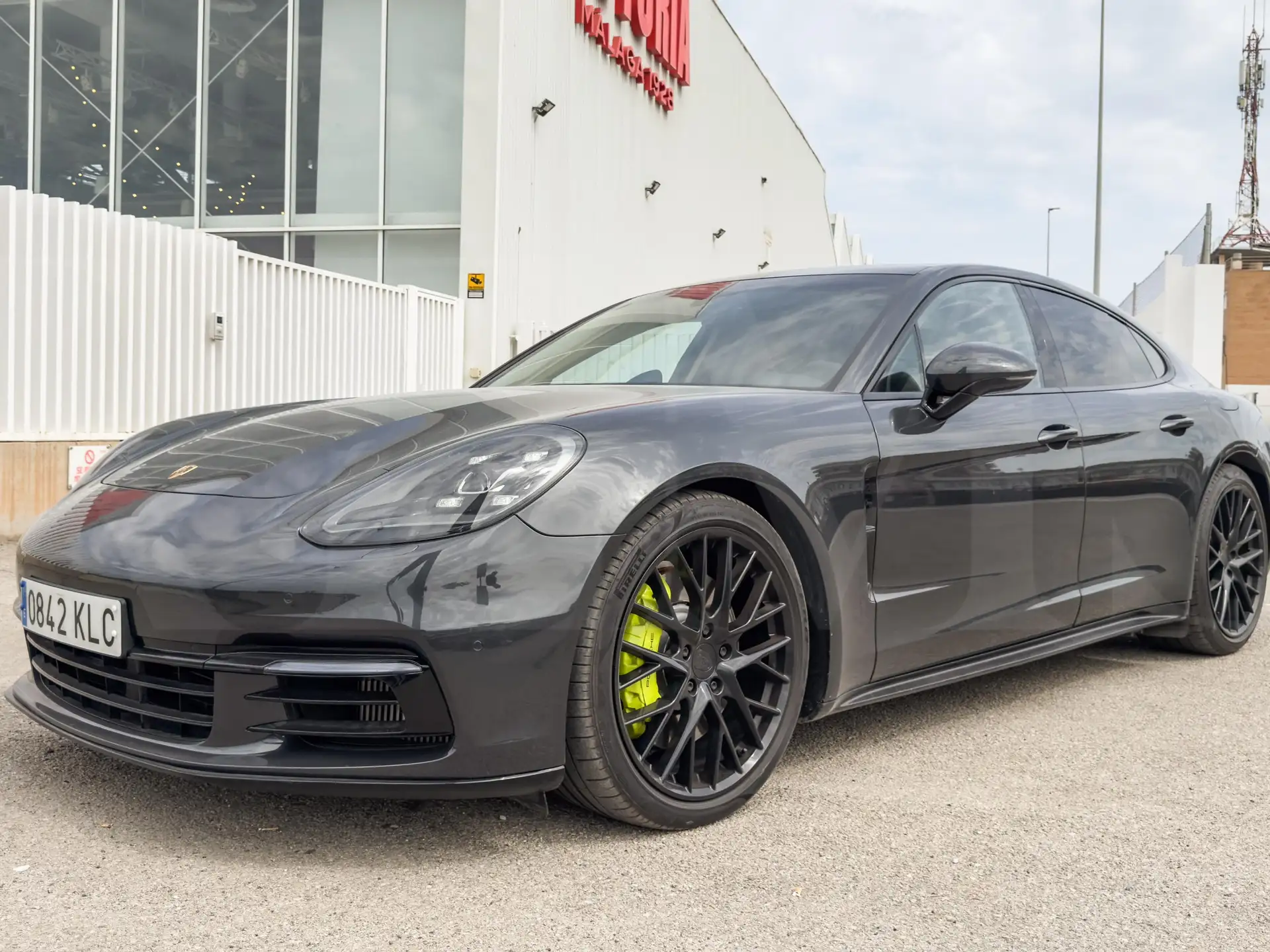 Porsche Panamera 4 E-Hybrid 2018 건메탈 사진 2