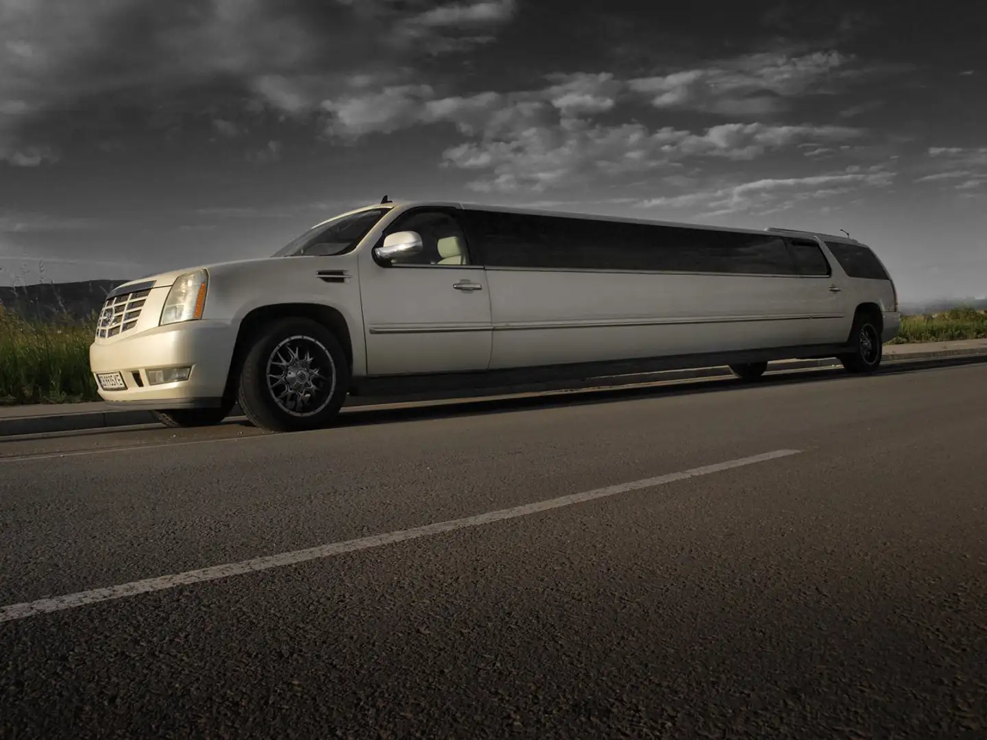 Cadillac Escalade Escalade 6.2 V8 Elegance auto Bianco - 1