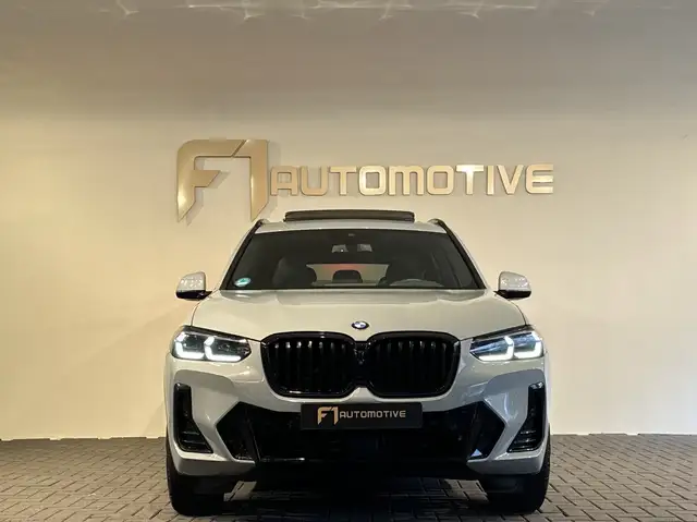 BMW X3 view 2