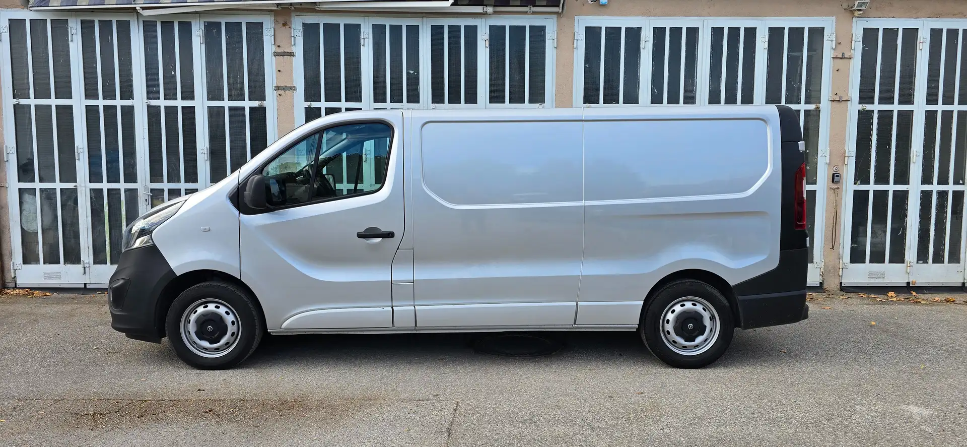 Opel Vivaro Kasten L2H1 2,9t *MWST*Lang*Sofort Kredit*PDC* Gris - 2