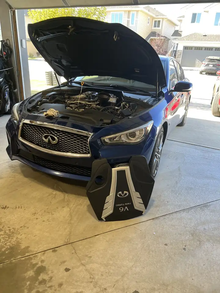 Infiniti Q50 снимка Infiniti Q50