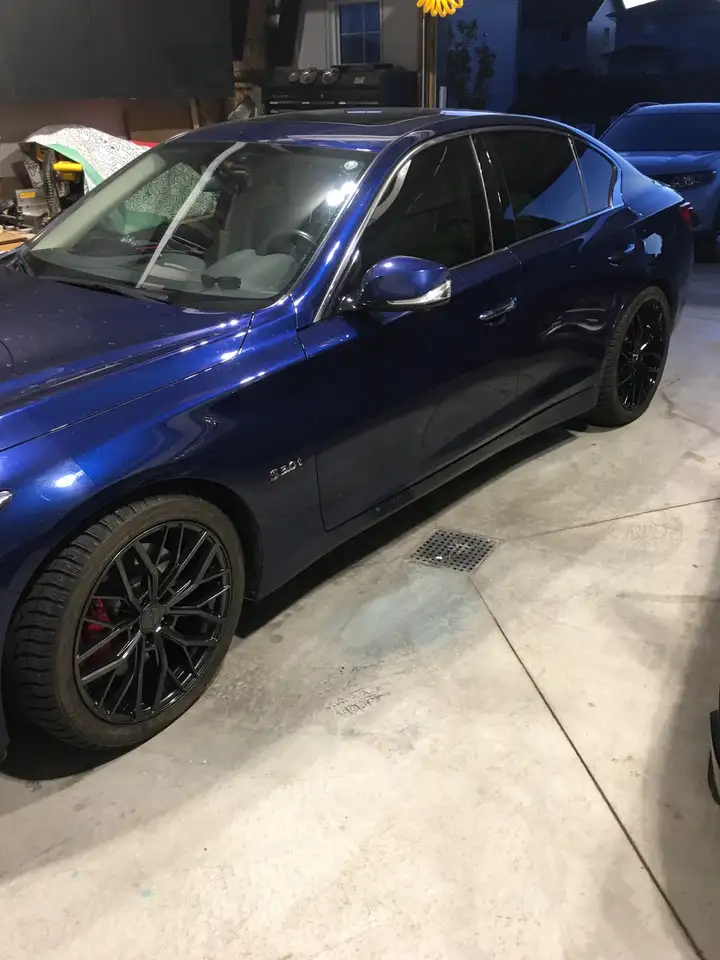 Infiniti Q50 снимка Infiniti Q50