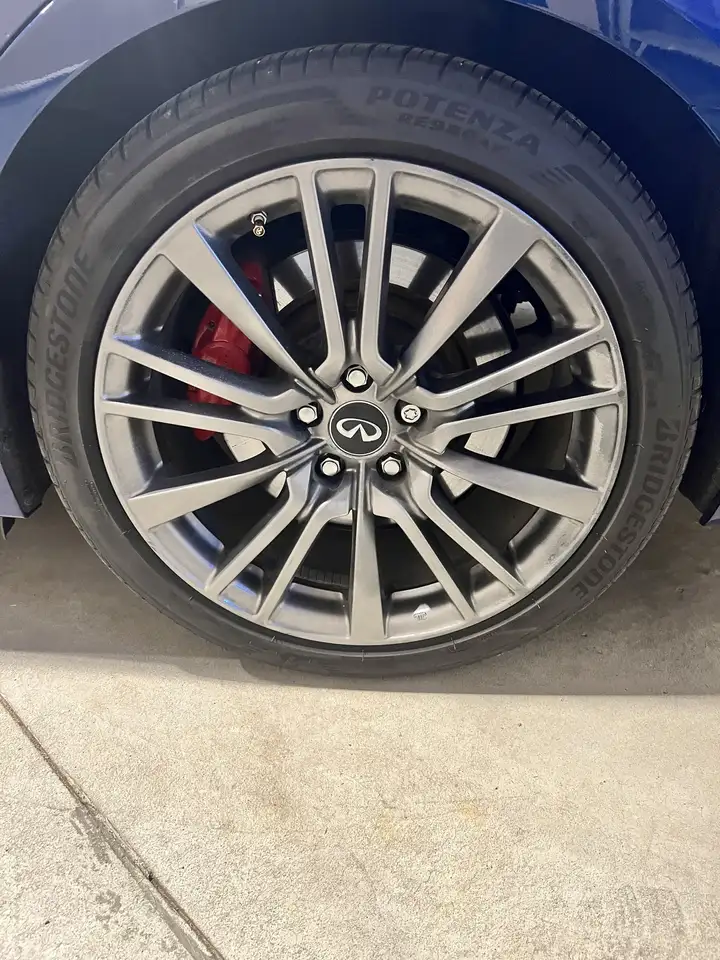Infiniti Q50 снимка Infiniti Q50