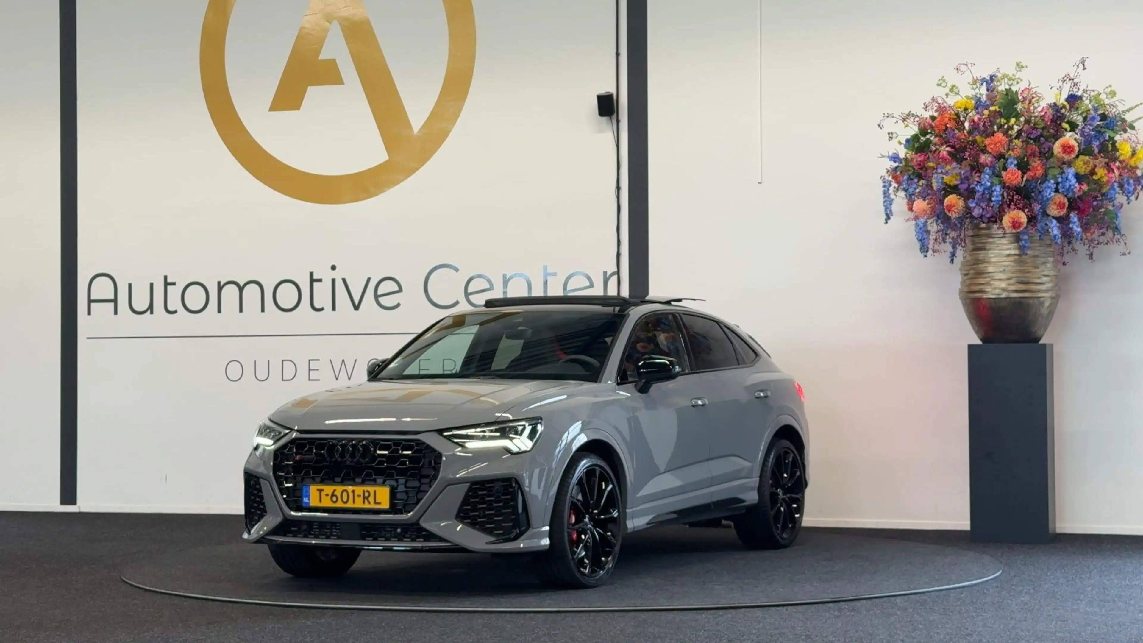 Audi RS Q3 Sportback 2.5 TFSI | PANO | B&O | 360 | SPORTUITLA — photo 12