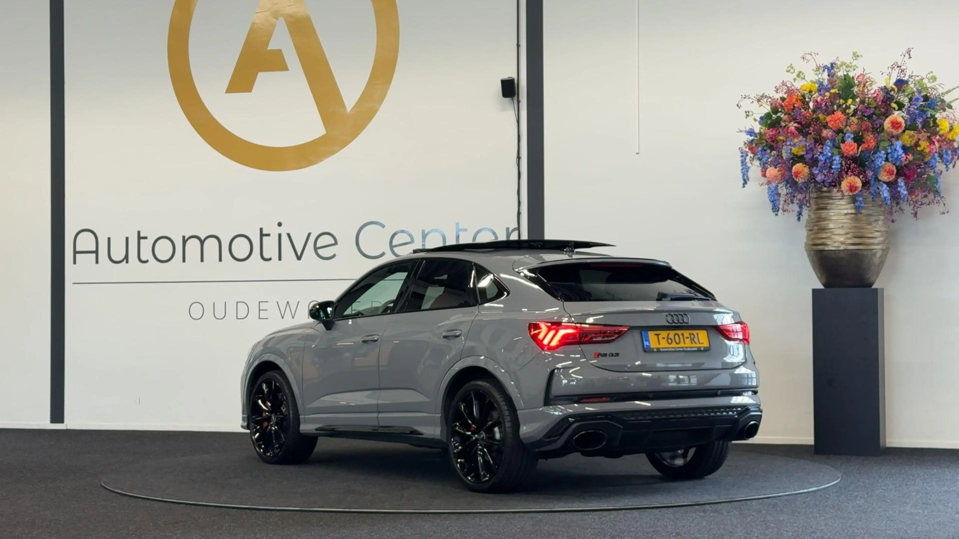 Audi RS Q3 Sportback 2.5 TFSI | PANO | B&O | 360 | SPORTUITLA — photo 14