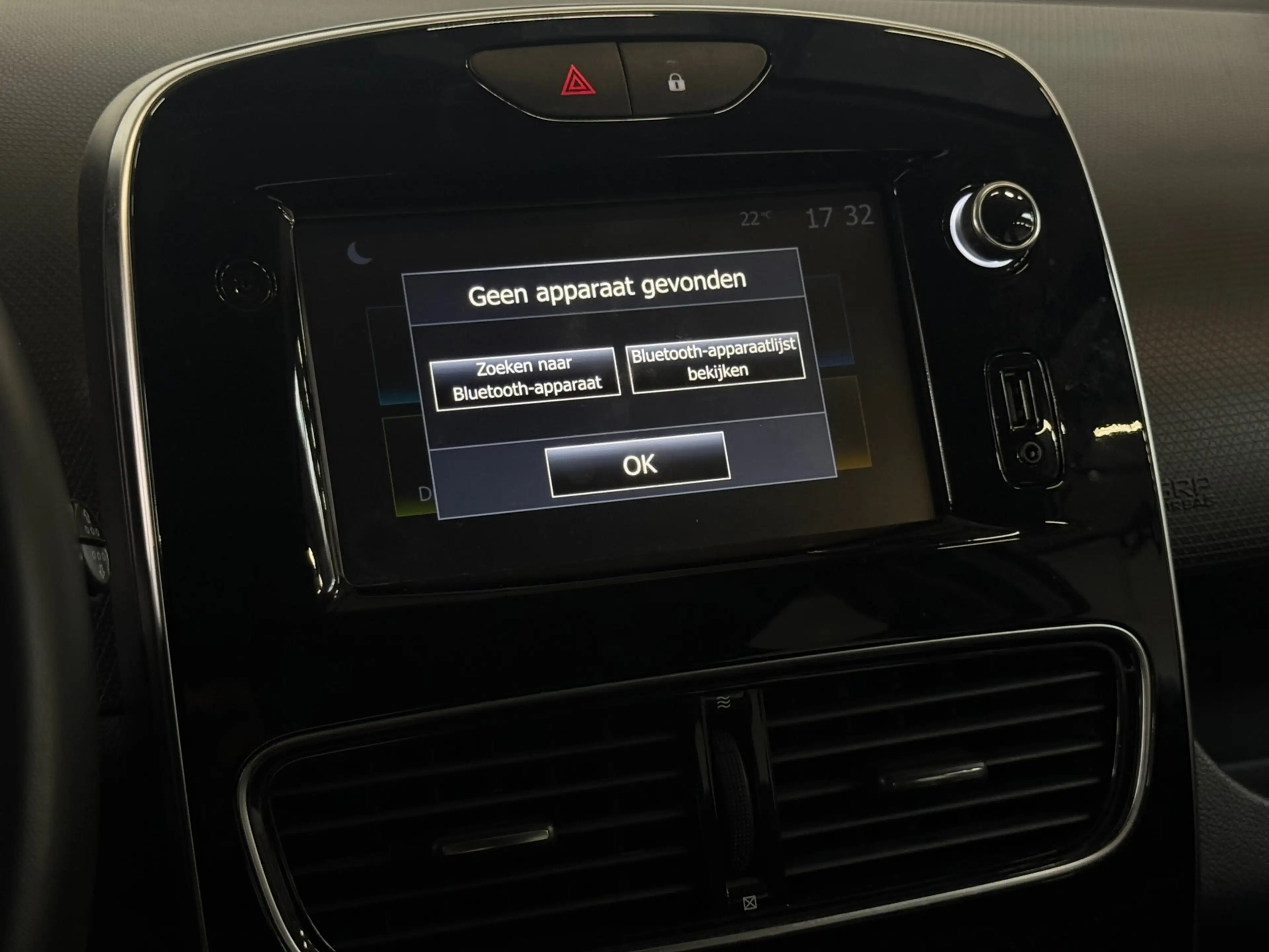 Renault Clio 0.9 TCe Limited Clima Stoelverwarming Navi CarPlay — photo 23