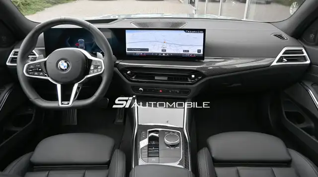 BMW 3 Series view 11