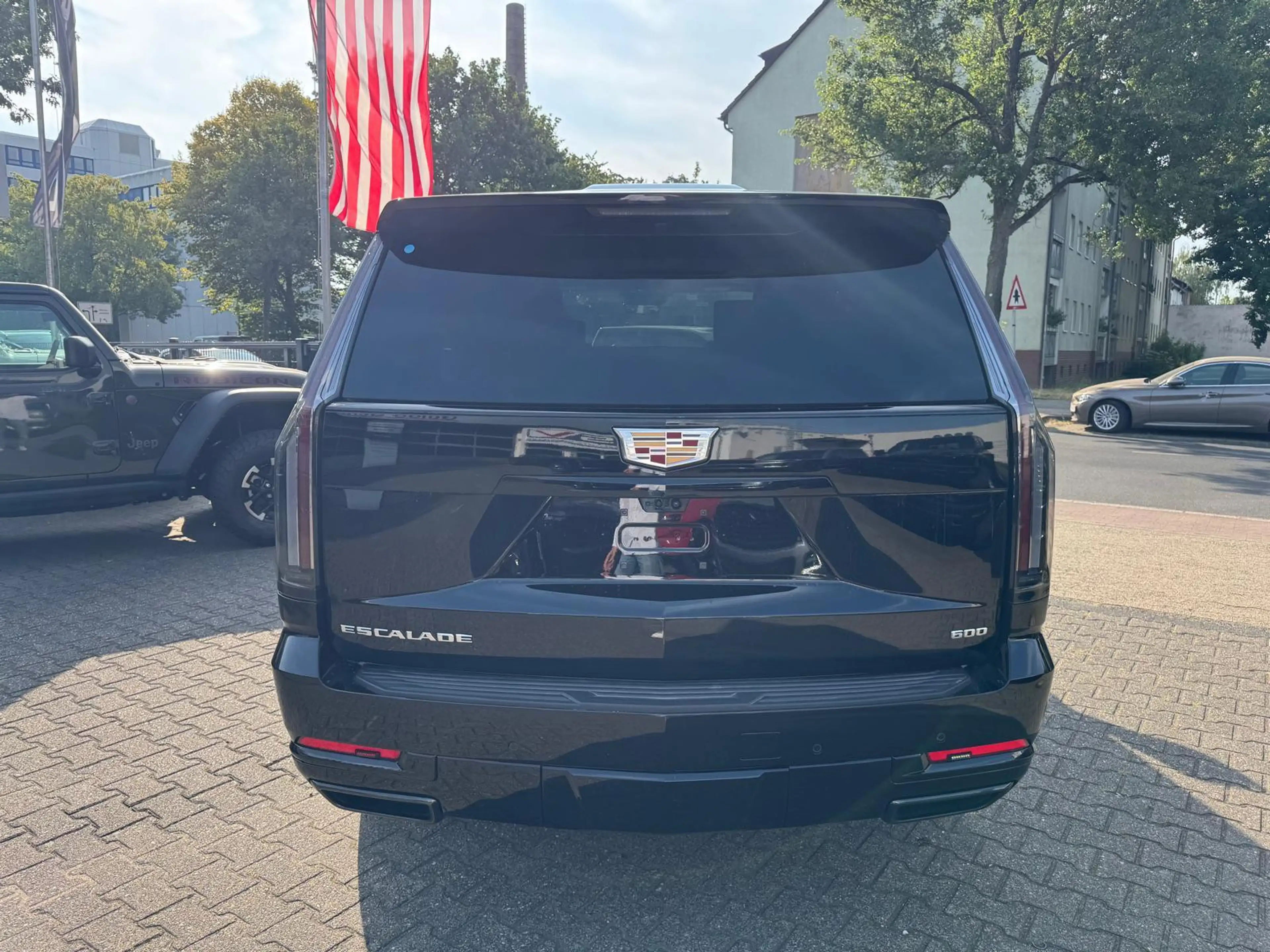 Cadillac Escalade 6.2 V8 Platinum Sport 2026 — photo 9