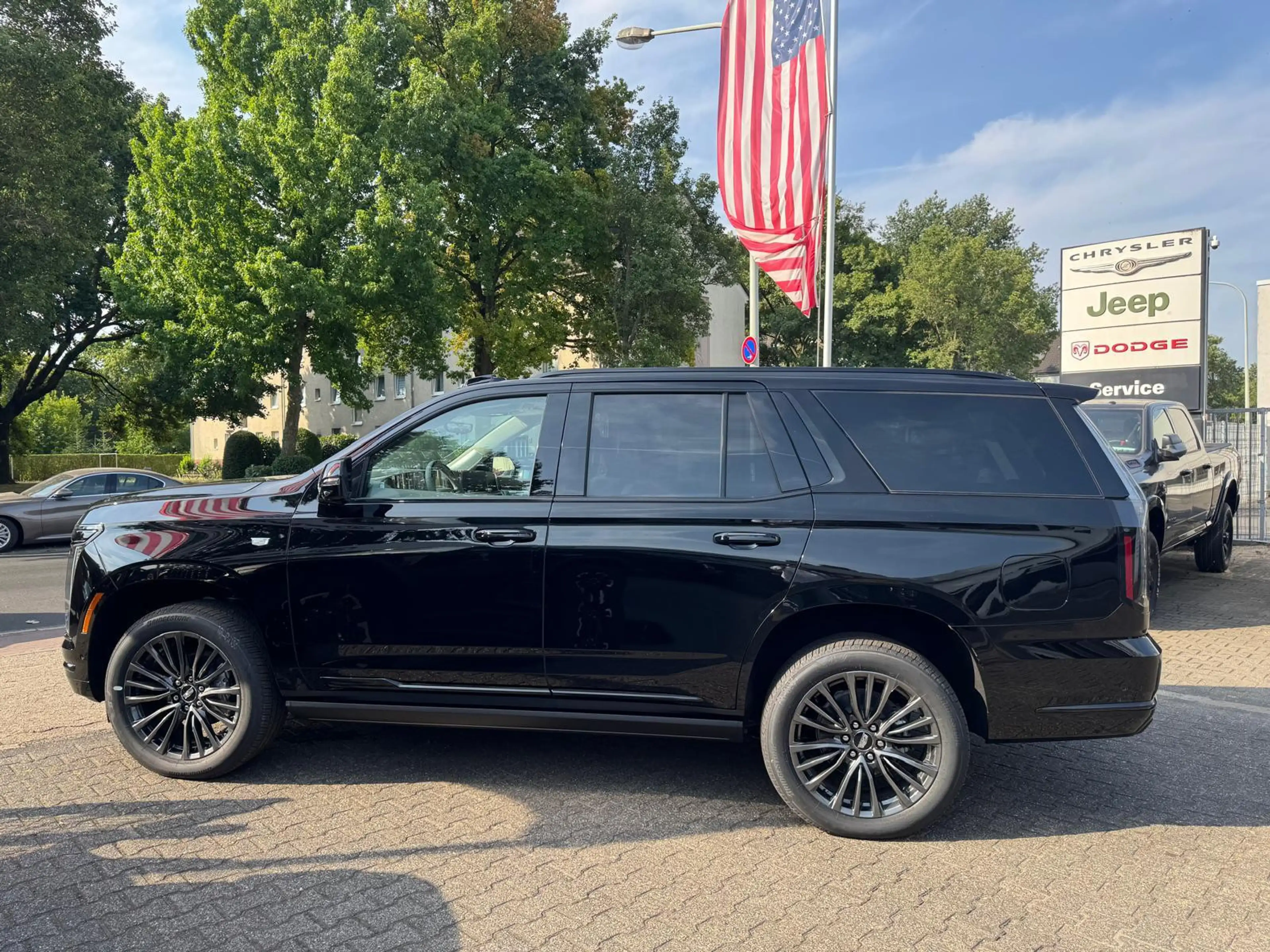Cadillac Escalade 6.2 V8 Platinum Sport 2026 — photo 13