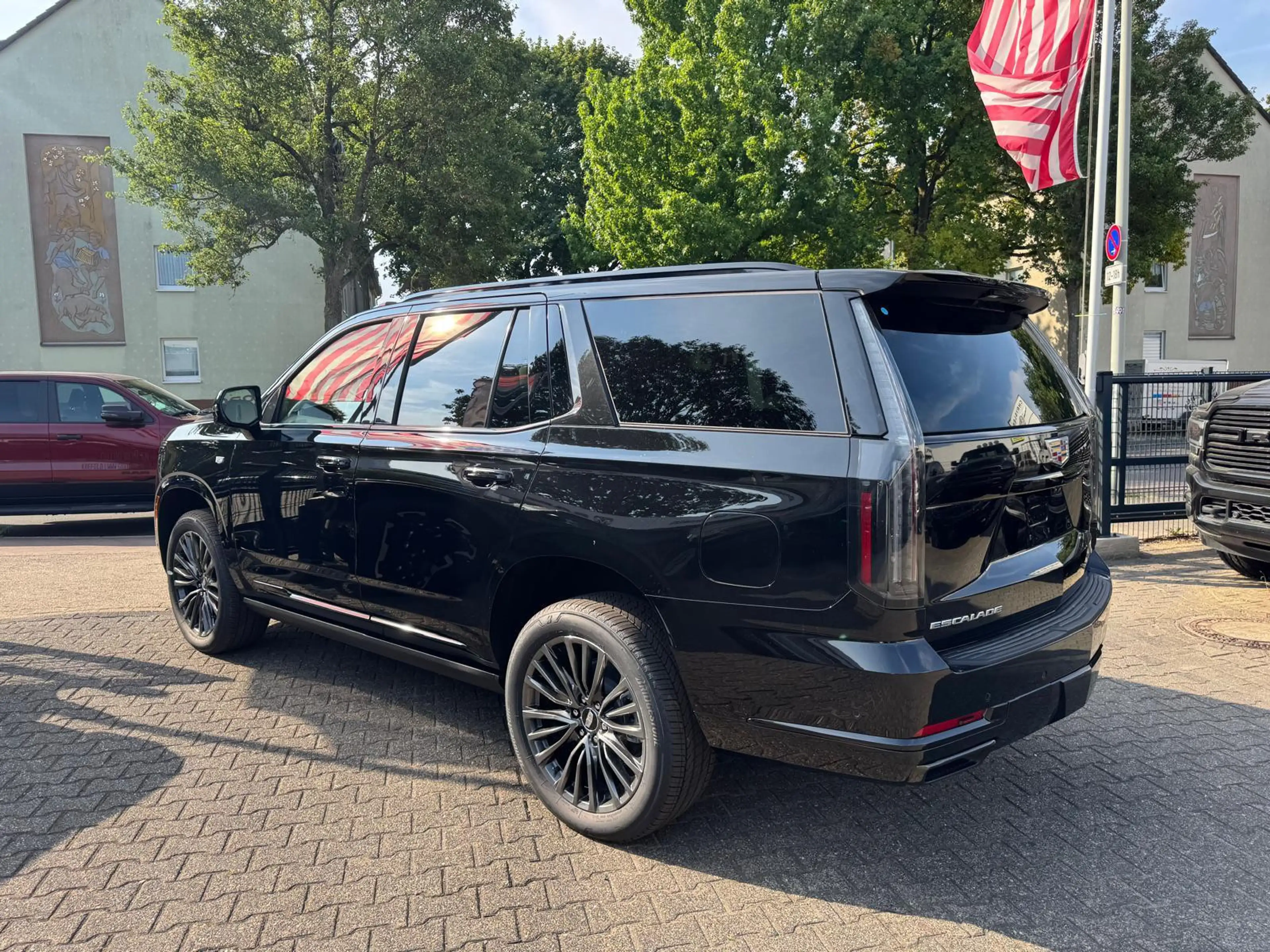 Cadillac Escalade 6.2 V8 Platinum Sport 2026 — photo 11