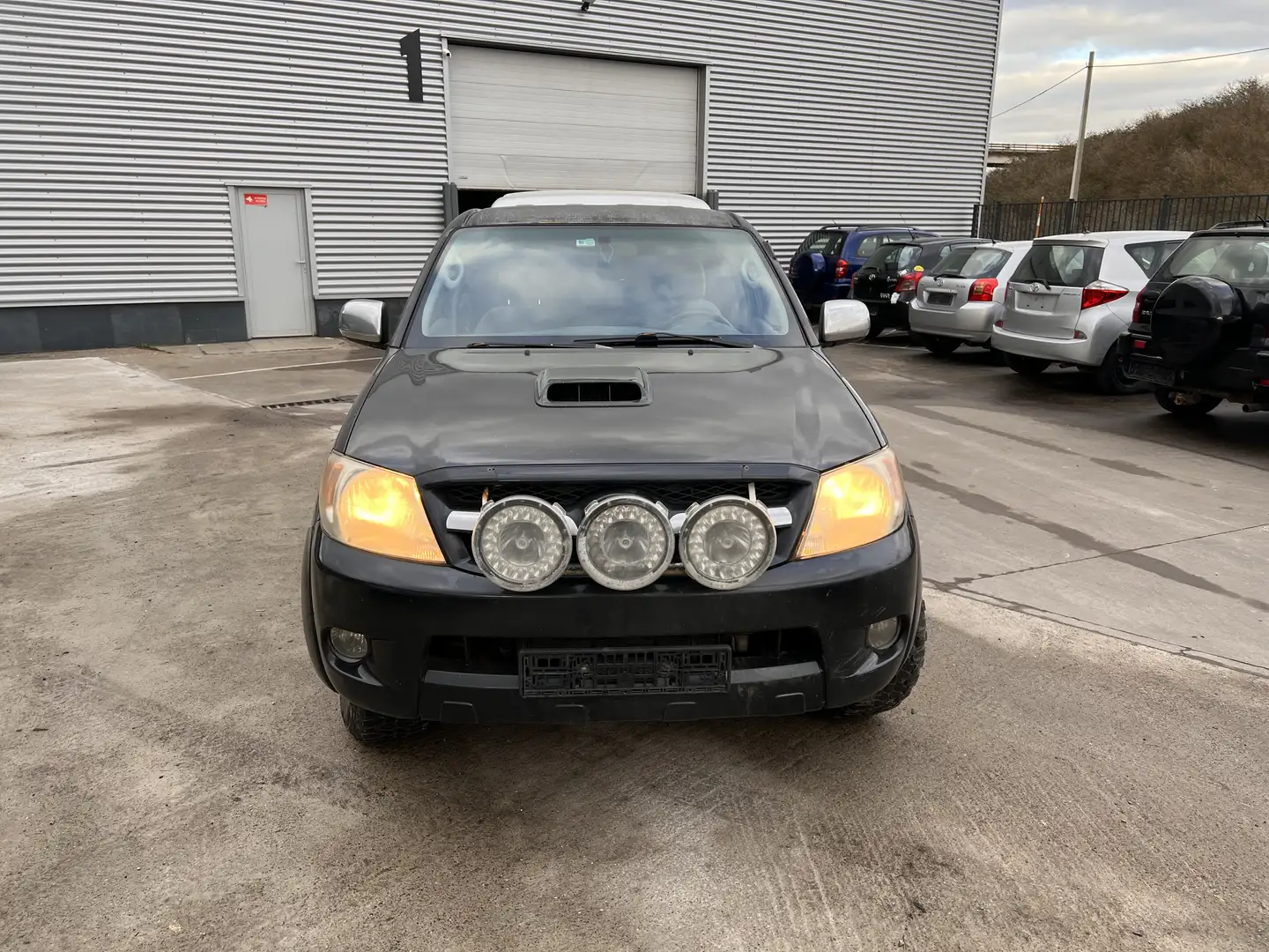 Toyota Hilux SIMPLE CABINE 4x4 120 D-4D GX Noir - 1