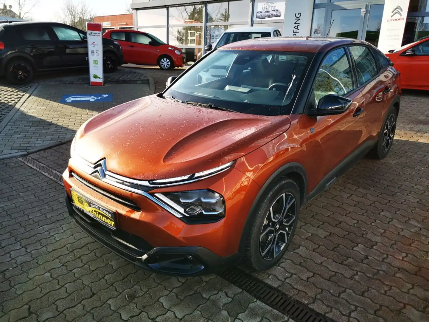 Citroen C4 e-C4 136 FEEL Braun - 1