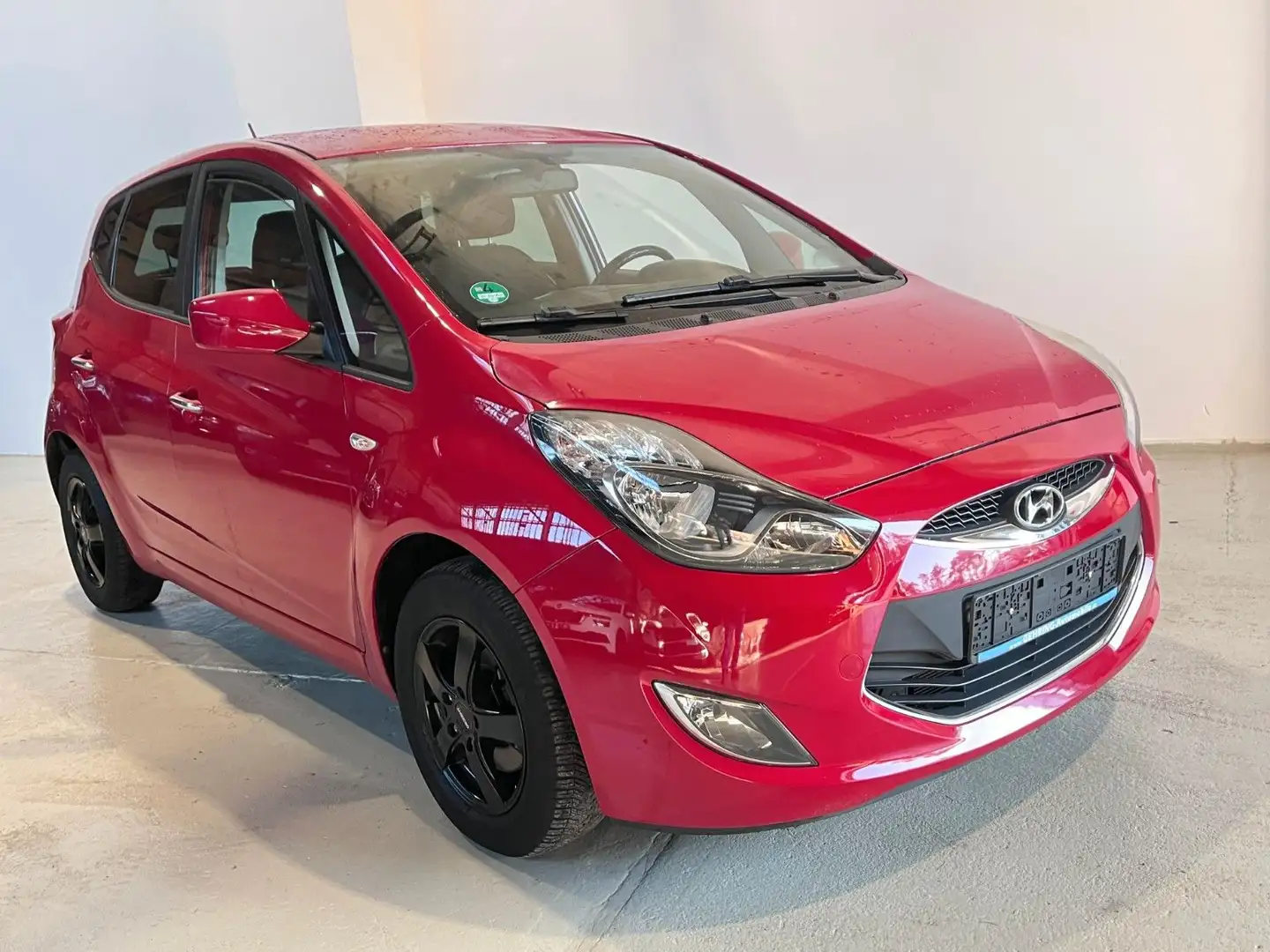 Hyundai iX20 1.6 *Anhängerkupplung* Rot - 2