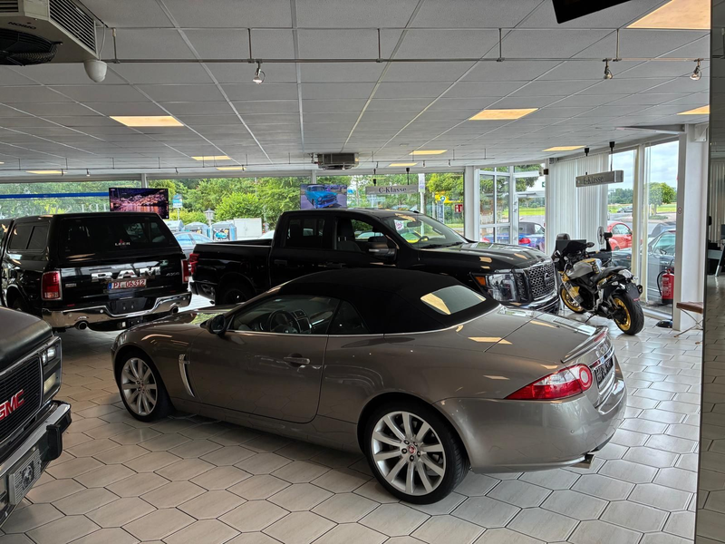 Jaguar XK Cabriolet 3.5 V8 Cabrio Luxus-Sport-Paket — photo 11