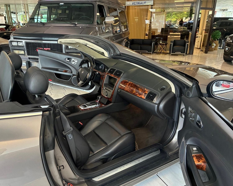 Jaguar XK Cabriolet 3.5 V8 Cabrio Luxus-Sport-Paket — photo 2