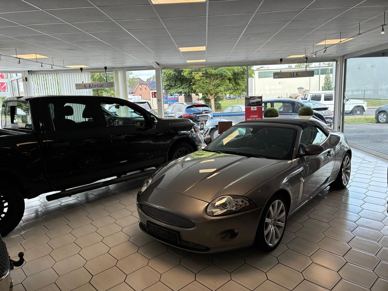 Jaguar XK Cabriolet 3.5 V8 Cabrio Luxus-Sport-Paket — photo 13