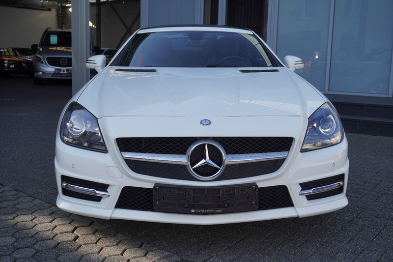 Mercedes-Benz SLK 250 Roadster CDI BlueEfficiency AMG Line — photo 2