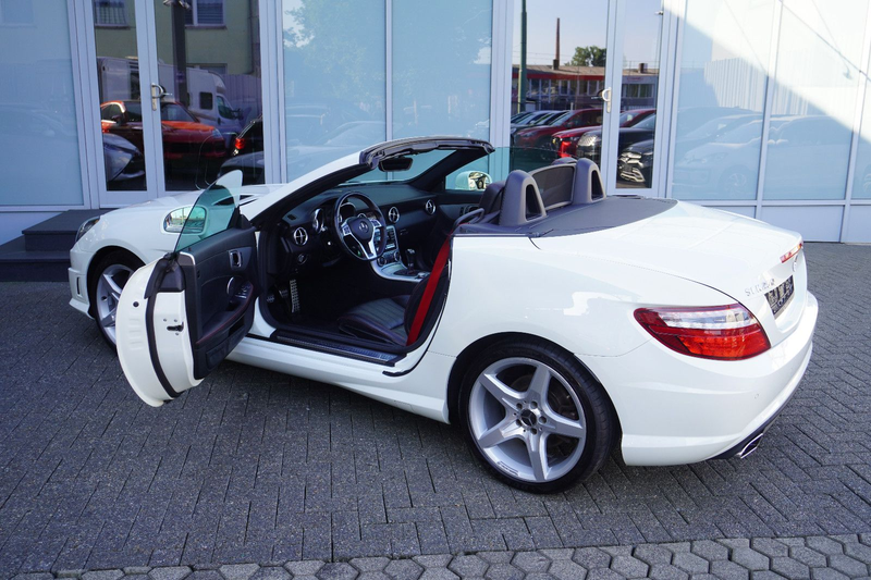Mercedes-Benz SLK 250 Roadster CDI BlueEfficiency AMG Line — photo 12
