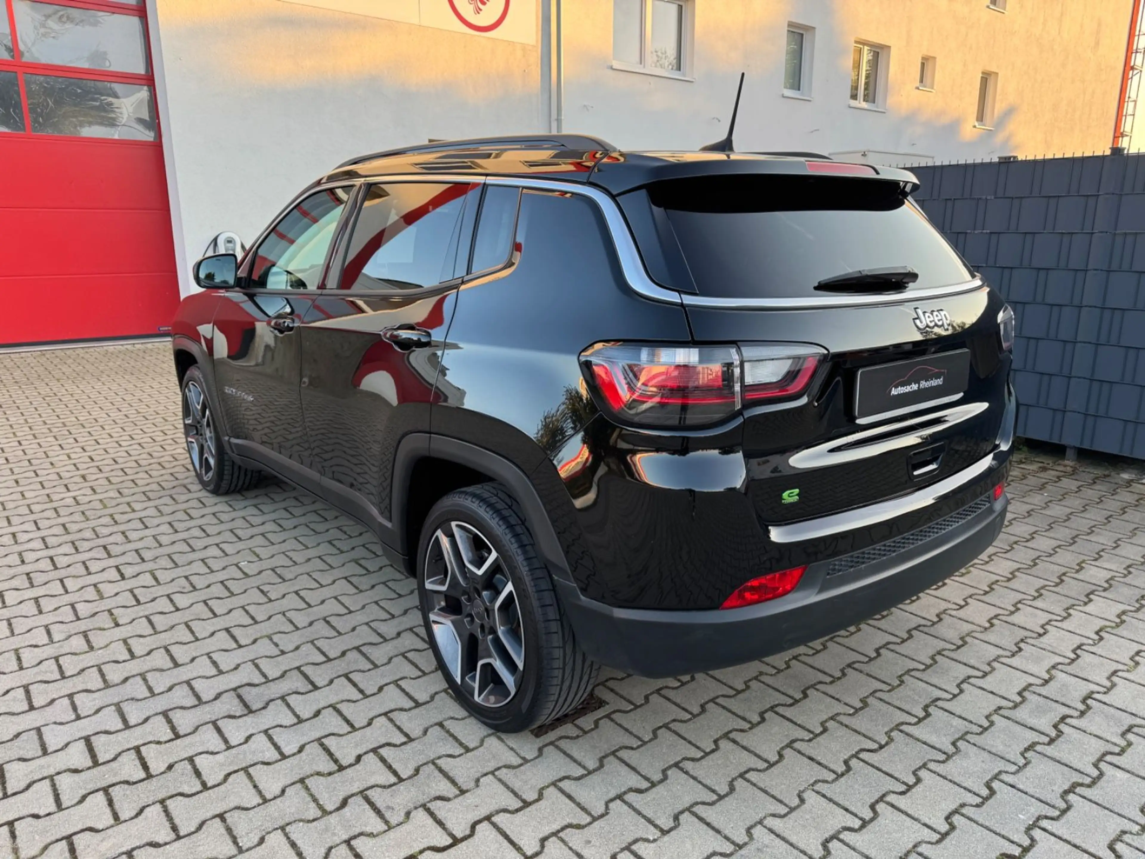 Jeep Compass 1.5 e-Hybrid Limited*1Hd*Autom*Garantie* — photo 4