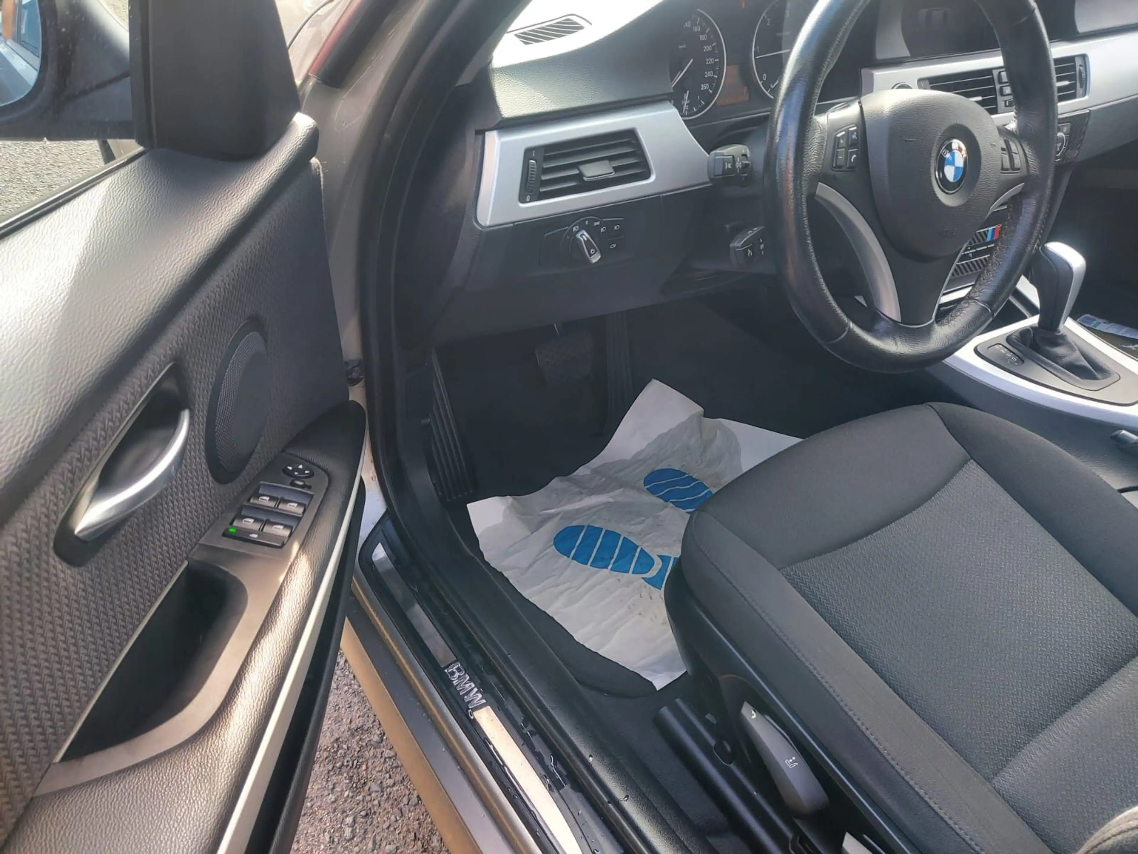 BMW 320 Automatik 3 Lim. 320d Navi Xenon PDZ SHZ — photo 10