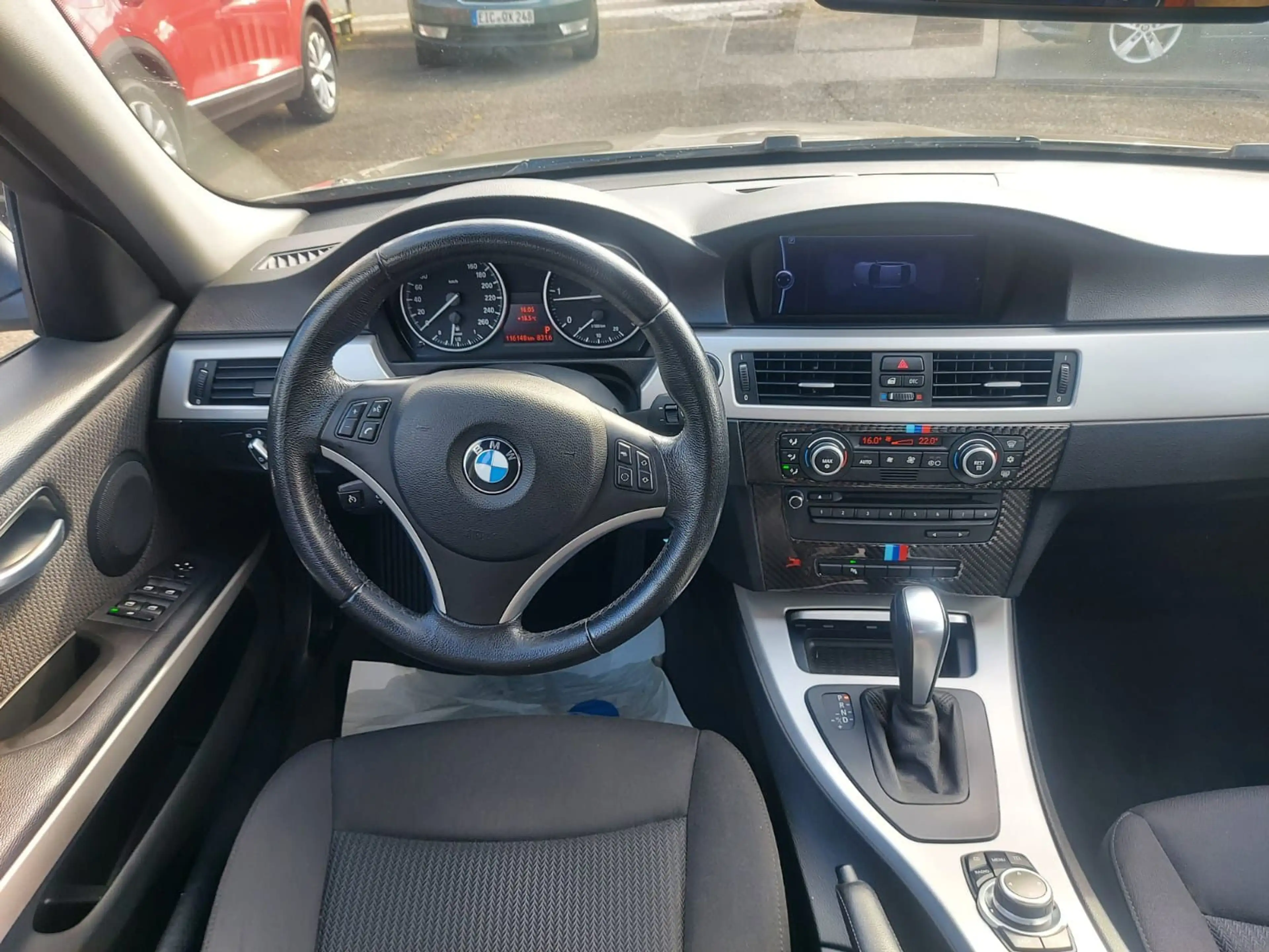 BMW 320 Automatik 3 Lim. 320d Navi Xenon PDZ SHZ — photo 8