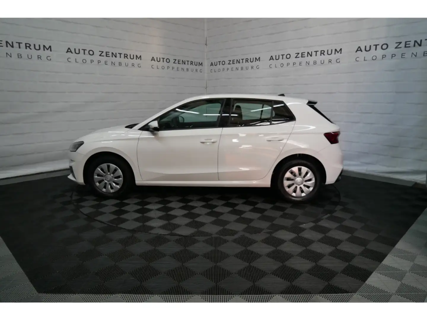 Skoda Fabia Active LED+PDC+USB+Klima Blanco - 2