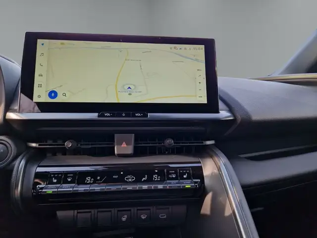 Toyota C-HR view 15
