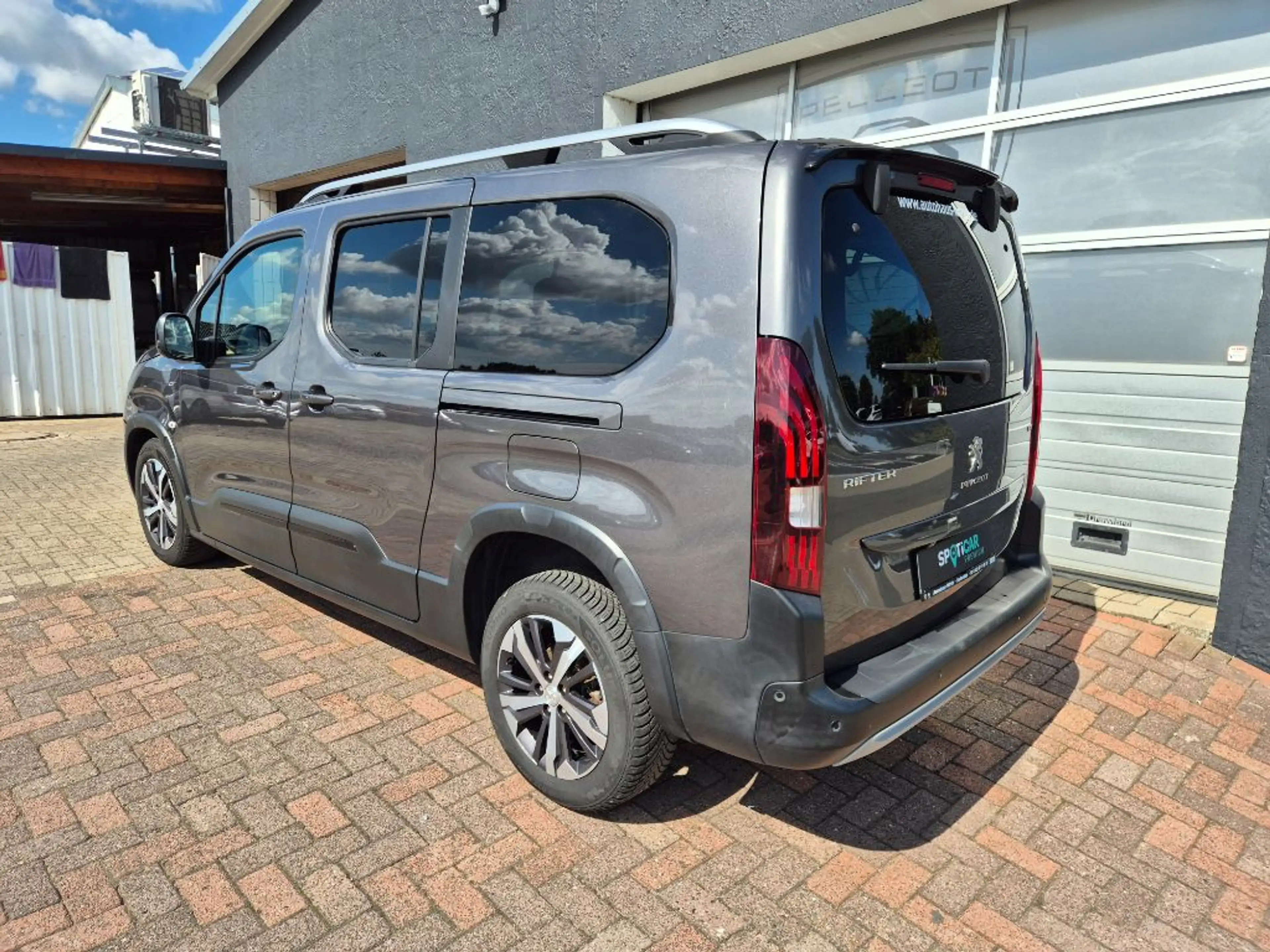 Peugeot Rifter BlueHDI 130 L2 7-Sitzer GT — photo 5
