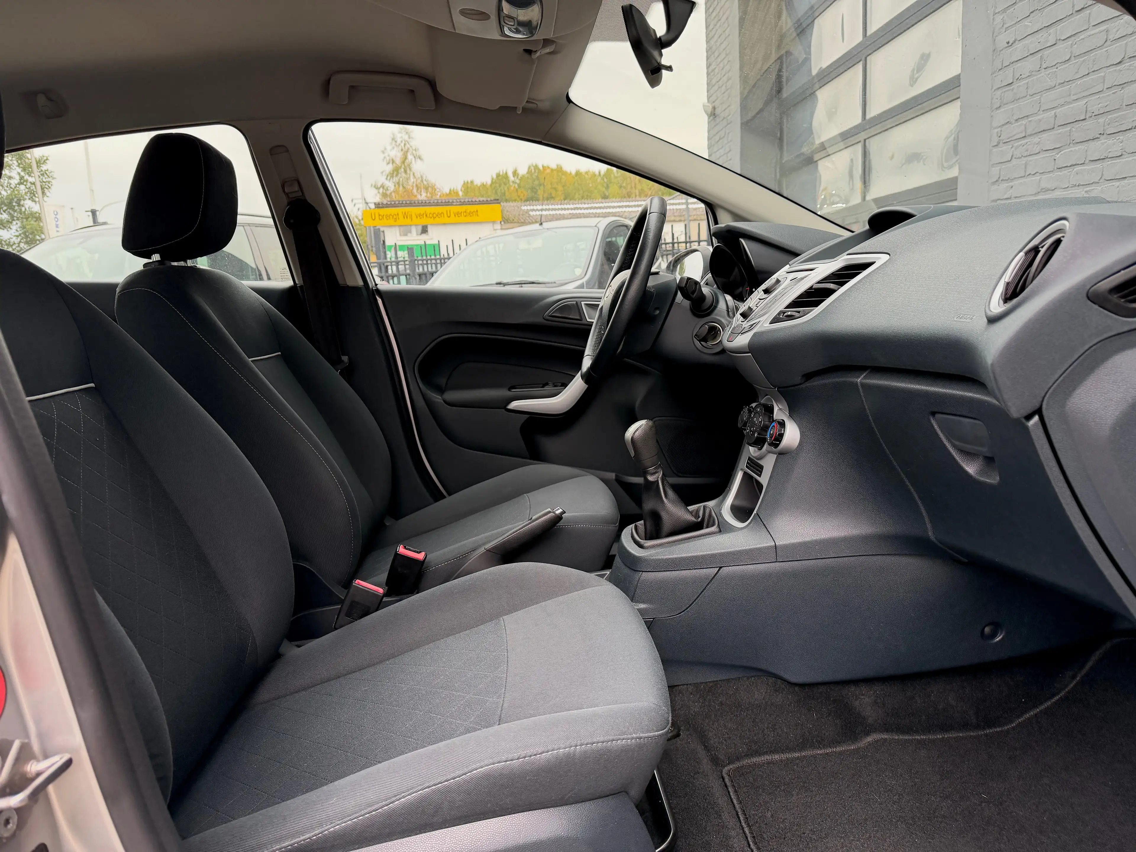 Ford Fiesta 1.25i * 48dKM * PDC * Airco * Garantie — photo 12