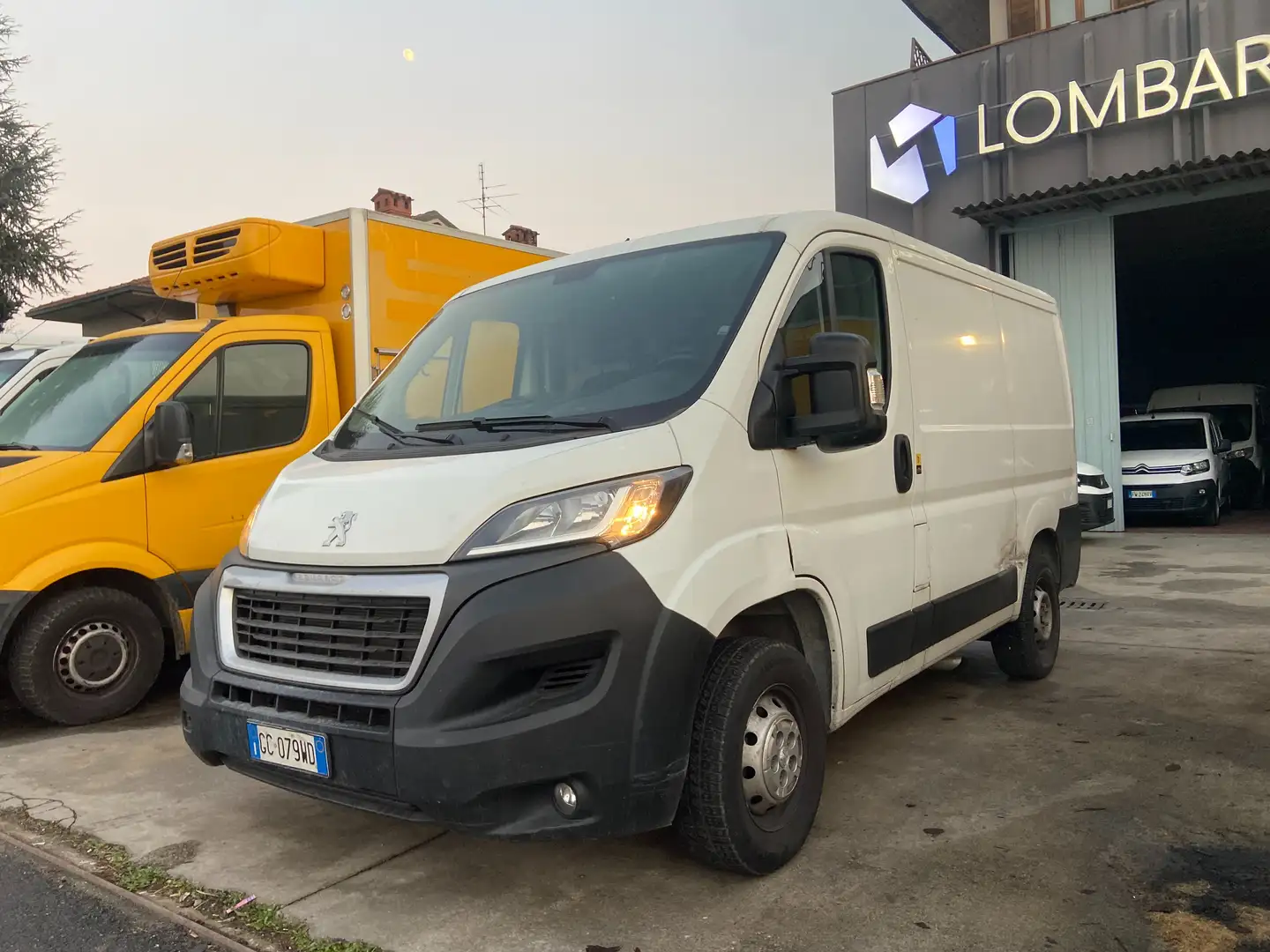 Peugeot Boxer 2.2/EURO 6D-ISC/2020/140 CV/100000 KM Bianco - 1