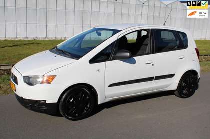 Mitsubishi Colt 1.1 Edition One 5 Drs met Airco