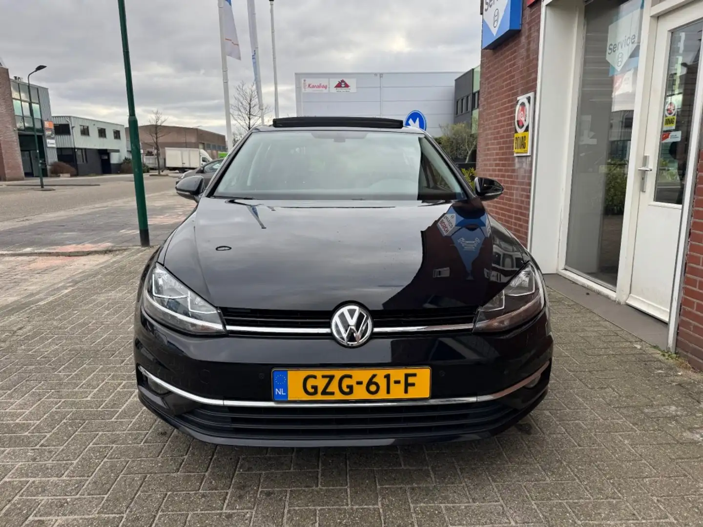 Volkswagen Golf 1.0 TSI 81kW 5-drs 'Join' Panoramadak Noir - 2