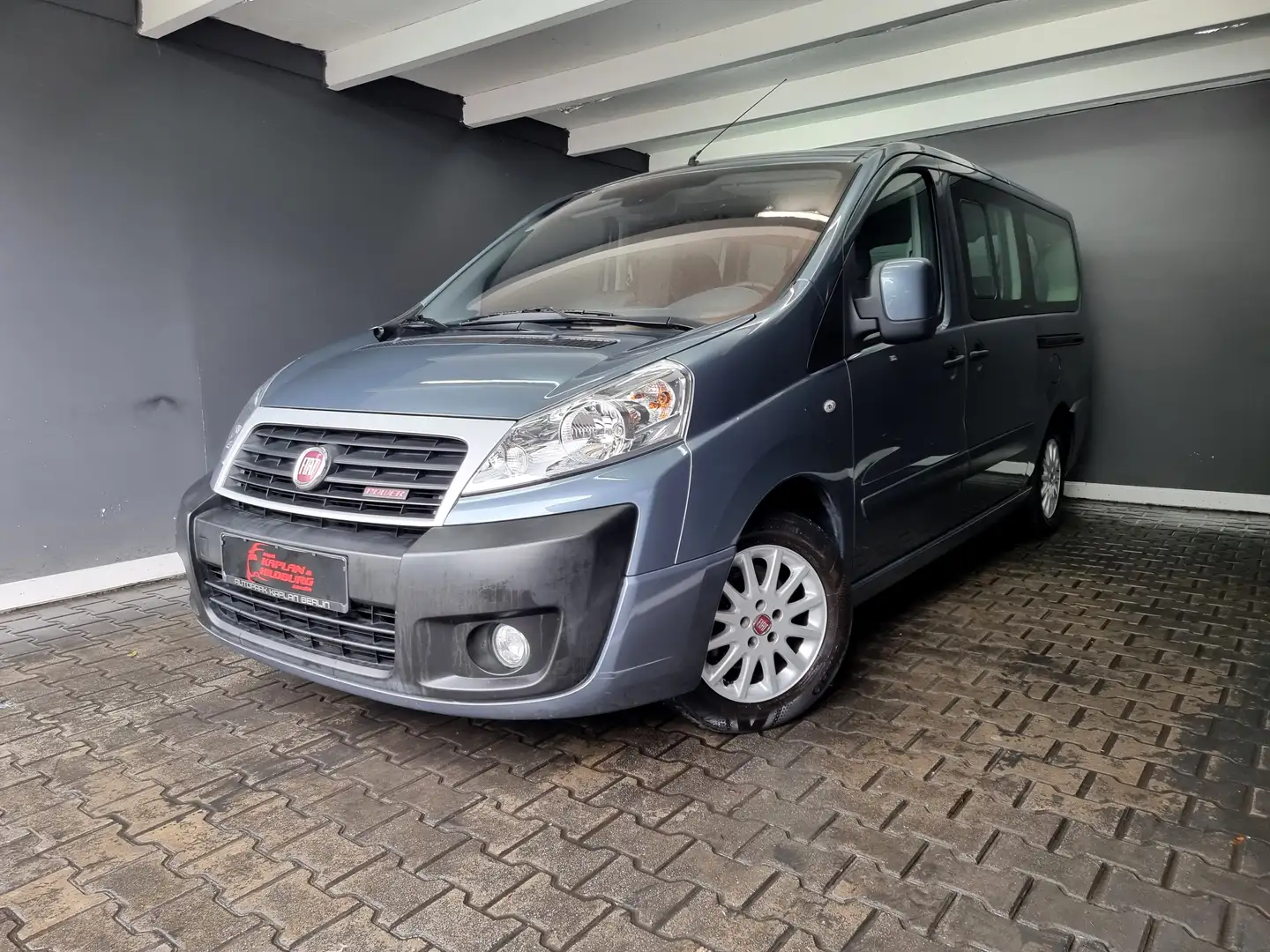 Fiat Scudo Panorama Executive L2H1 8 SITZER, KLIMA,PARKTRONIK Azul - 1